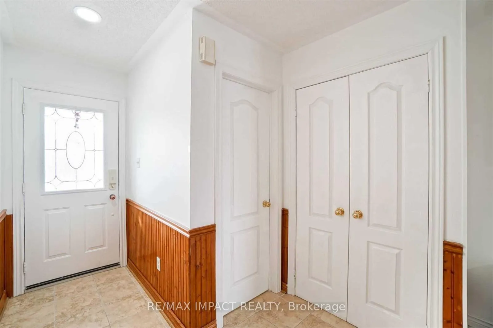 Photo 2 of 38 Lax Avenue, Ajax, Central — HOMEH