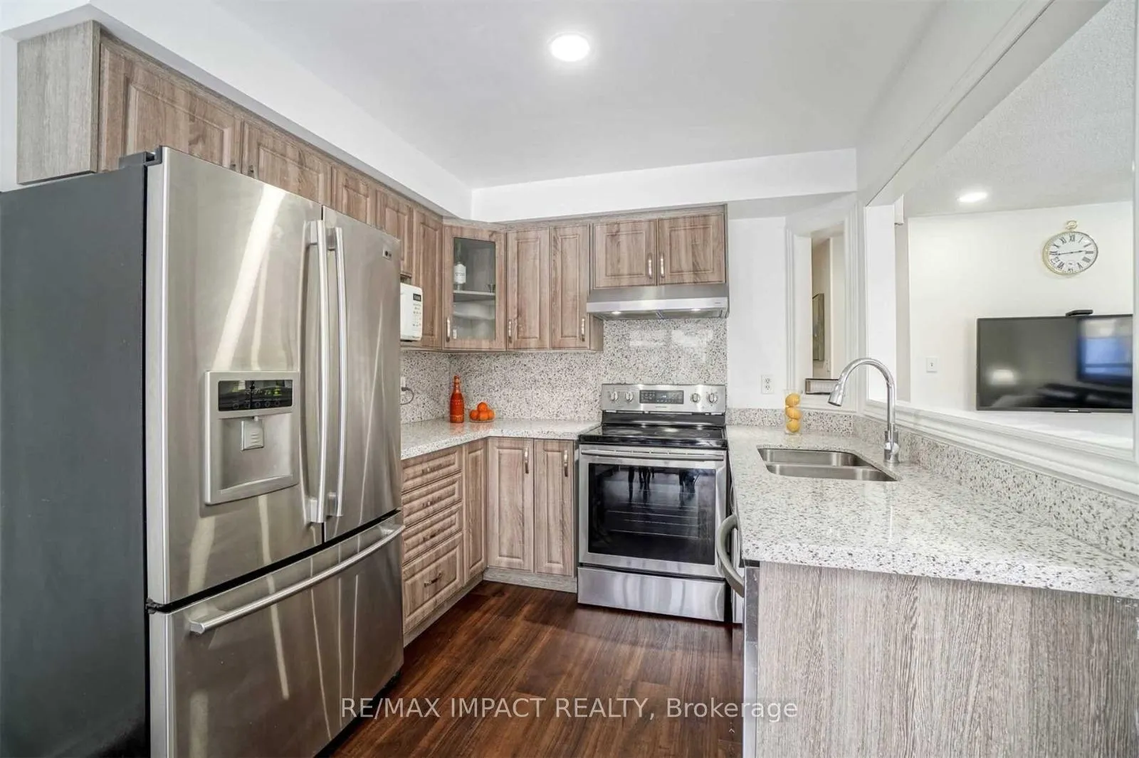 Photo 8 of 38 Lax Avenue, Ajax, Central — HOMEH