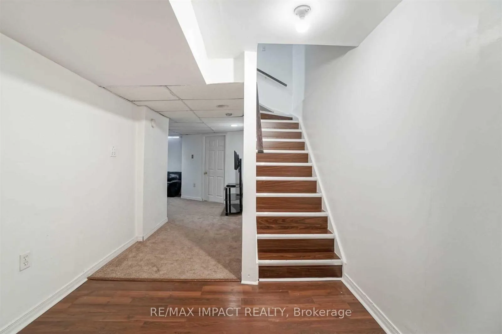 Photo 18 of 38 Lax Avenue, Ajax, Central — HOMEH