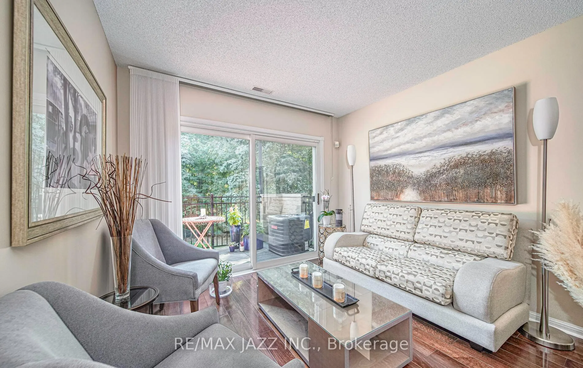Photo 2 of Unit 315, 1400 The Esplanade N, Pickering, Town Centre — HOMEH