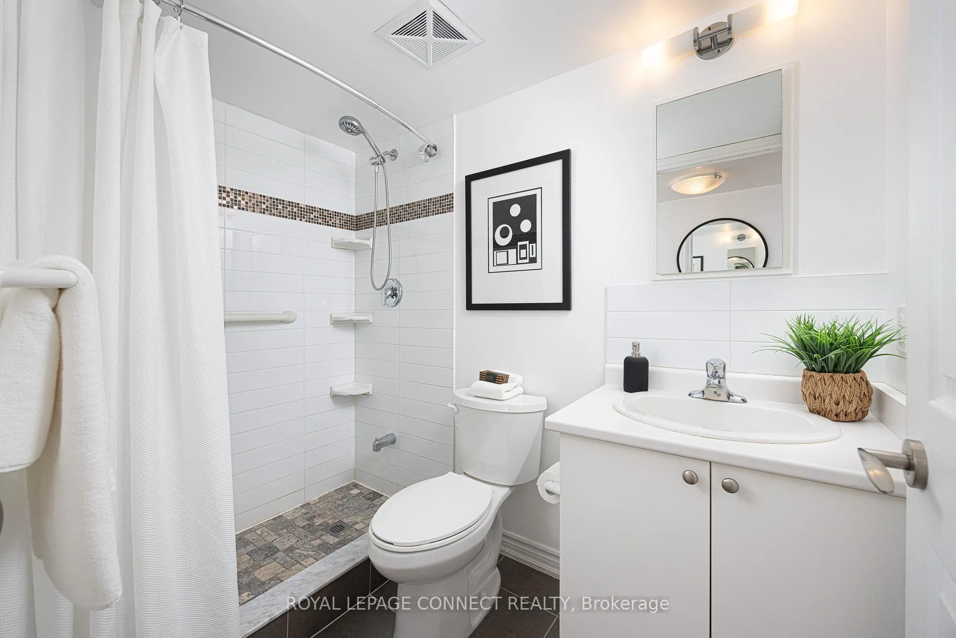 Photo 28 of Unit 709, 280 Donlands Avenue, Toronto, Danforth Village-East York — HOMEH