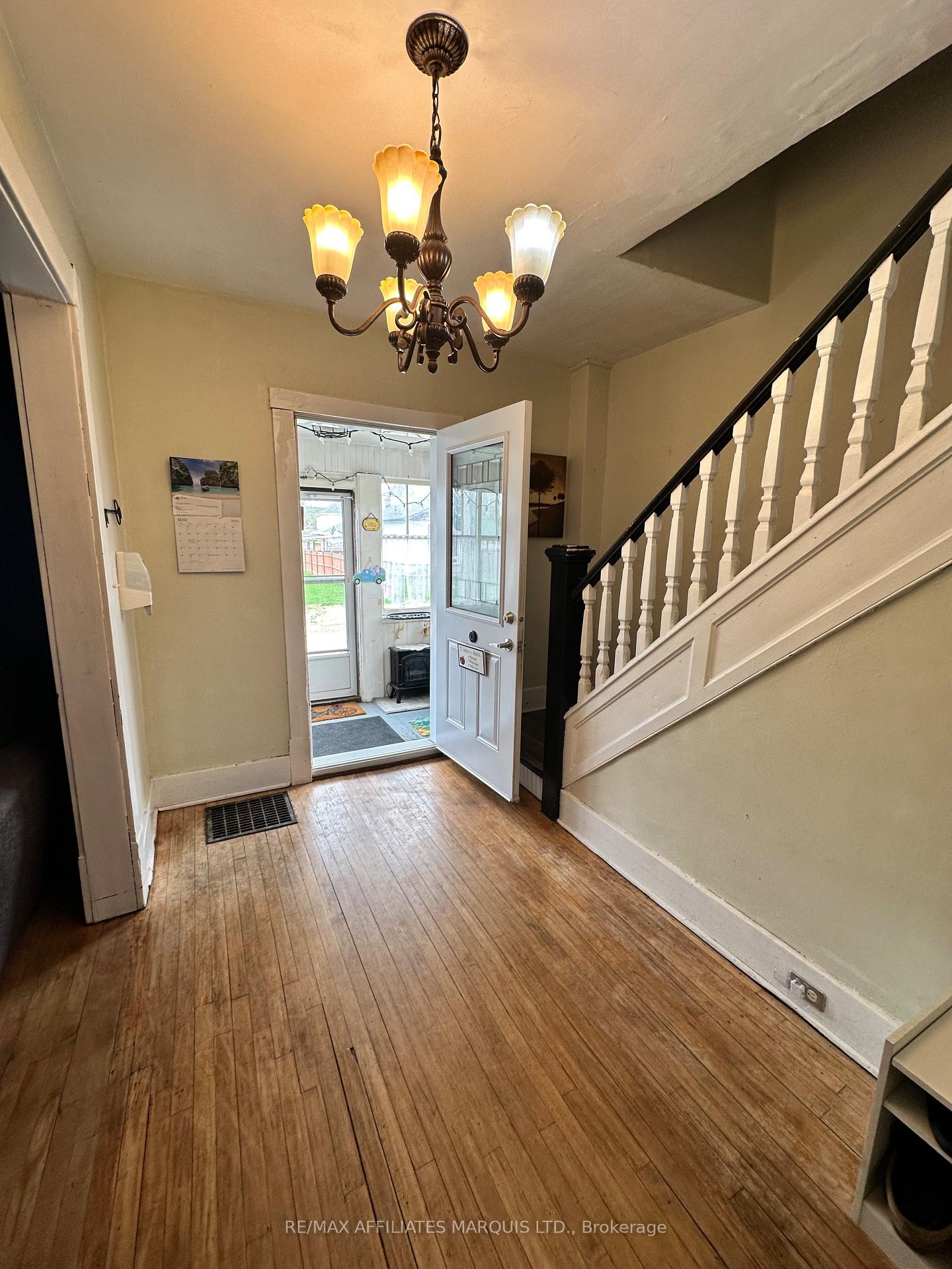 Photo 5 of 308 Third Street W, Cornwall — HOMEH