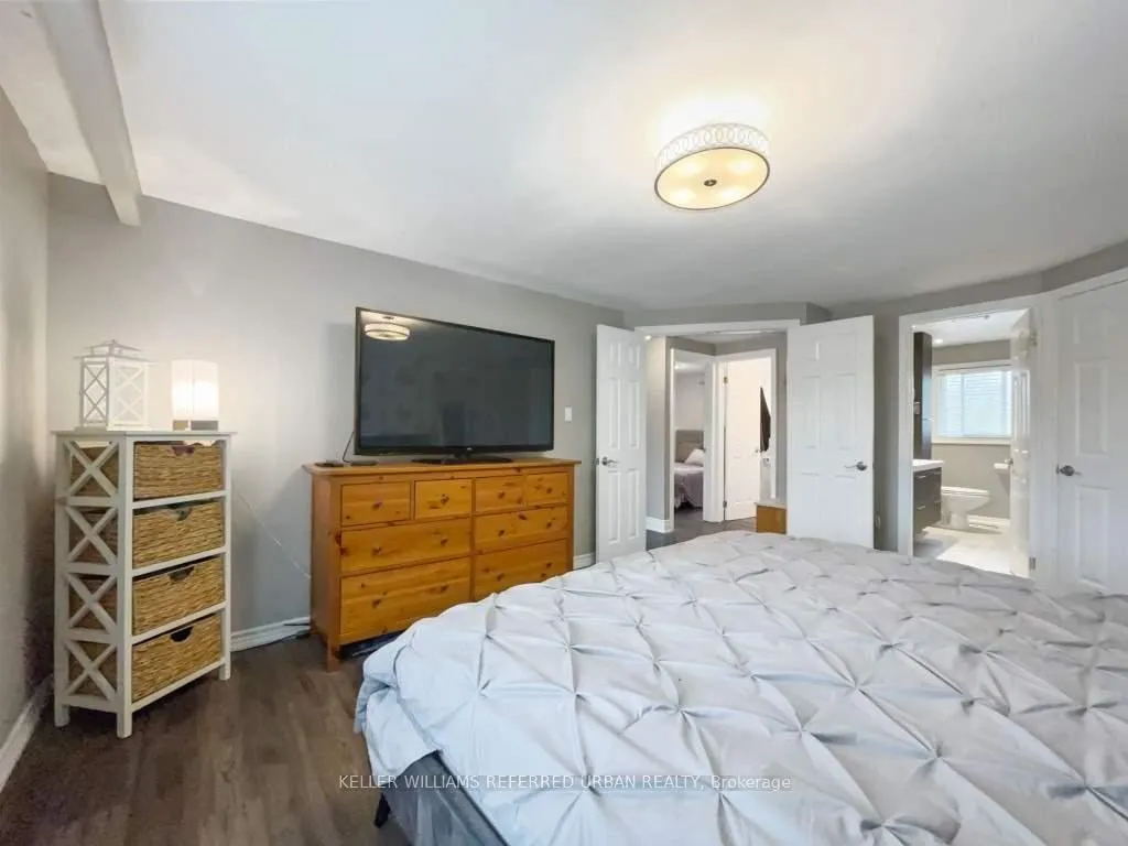 Photo 18 of 406 Lupin Drive, Whitby, Downtown Whitby — HOMEH