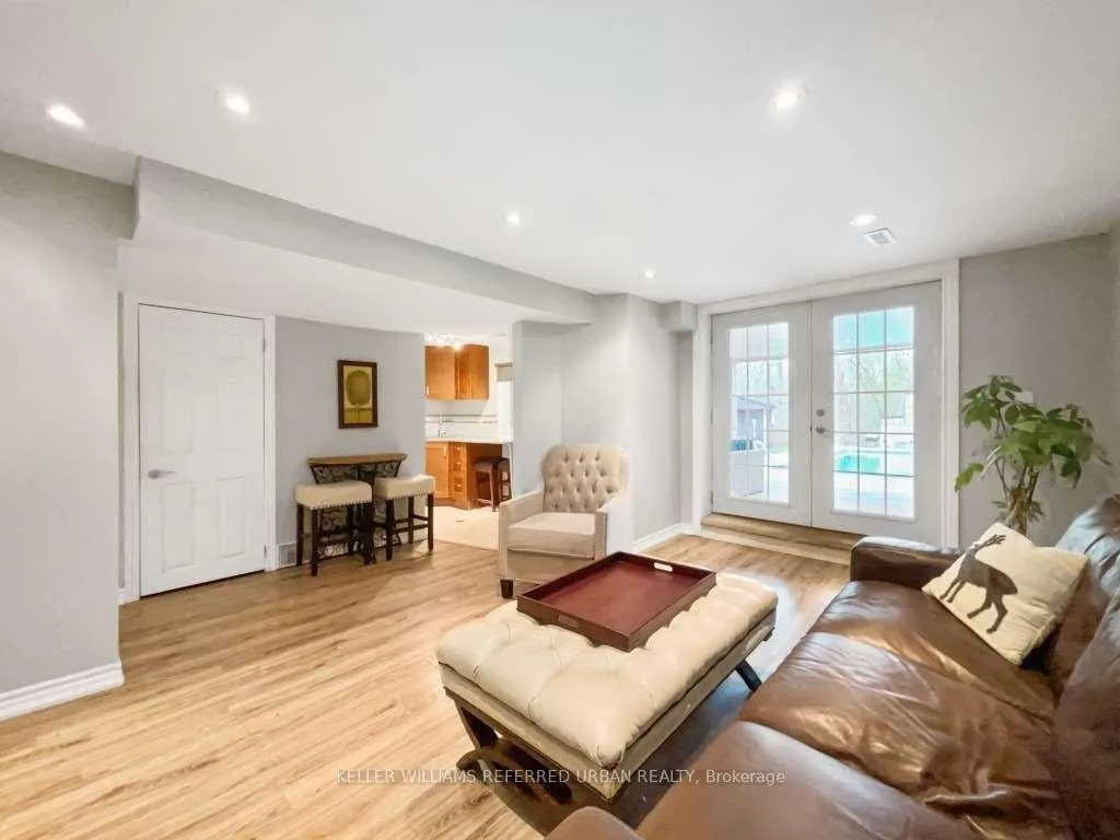 Photo 27 of 406 Lupin Drive, Whitby, Downtown Whitby — HOMEH