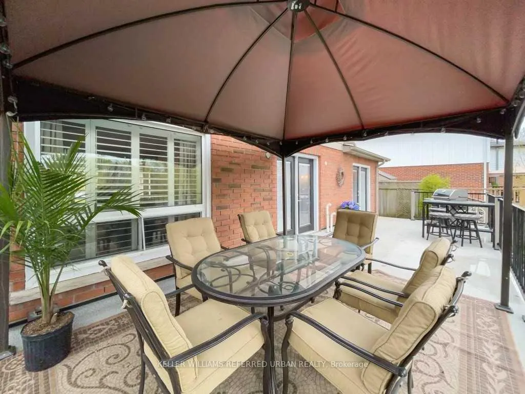 Photo 36 of 406 Lupin Drive, Whitby, Downtown Whitby — HOMEH