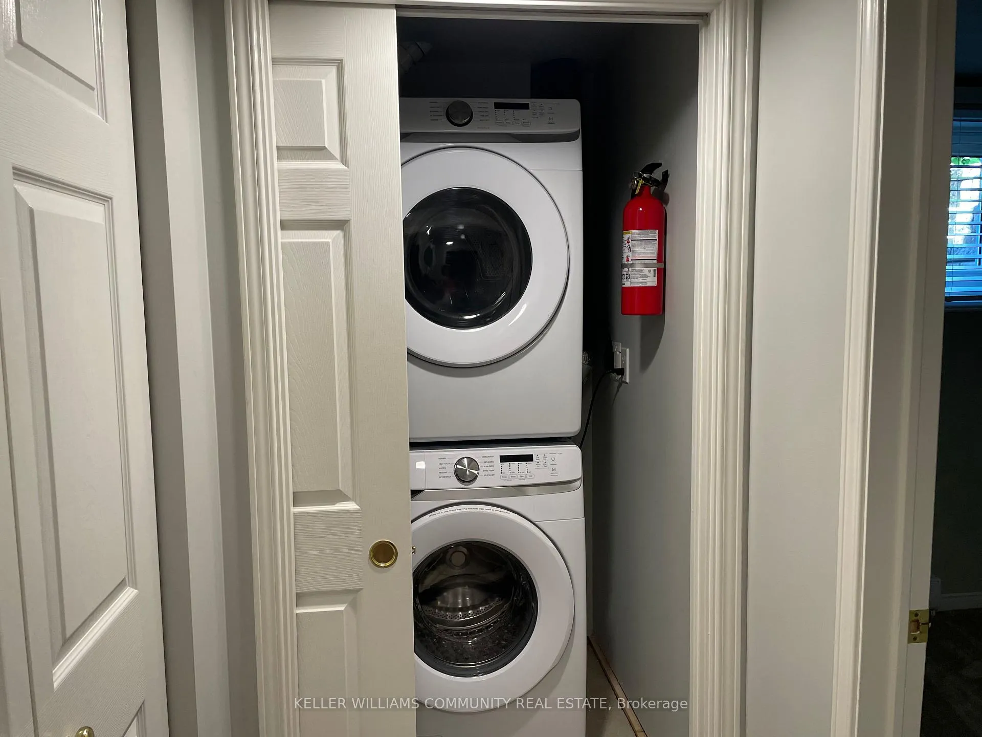 Photo 11 of Unit Lower, 191 Quetico Court, Oshawa, Lakeview — HOMEH