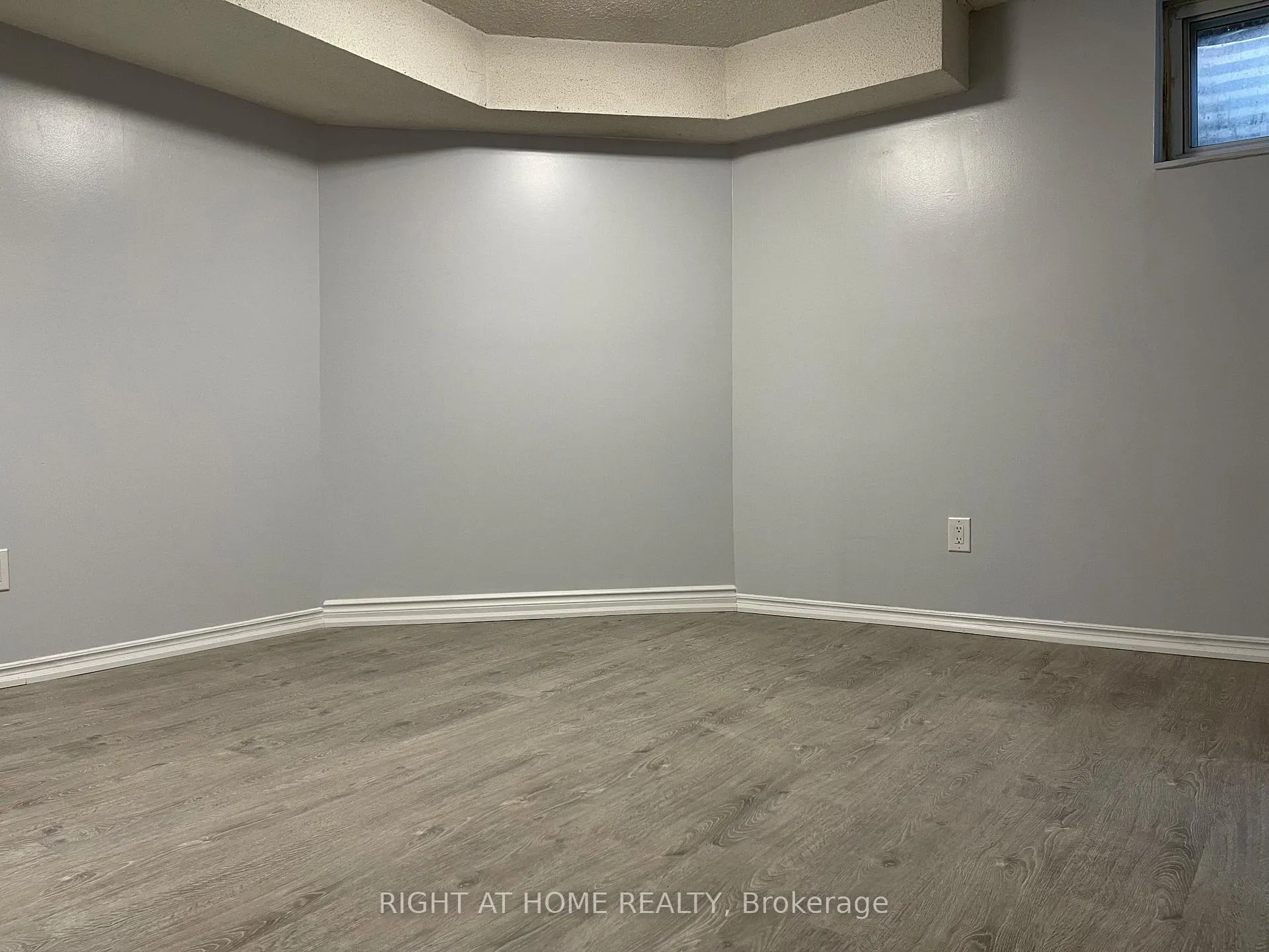 Photo 2 of Unit BSMT, 12 quarry Court, Toronto, Greenwood-Coxwell — HOMEH
