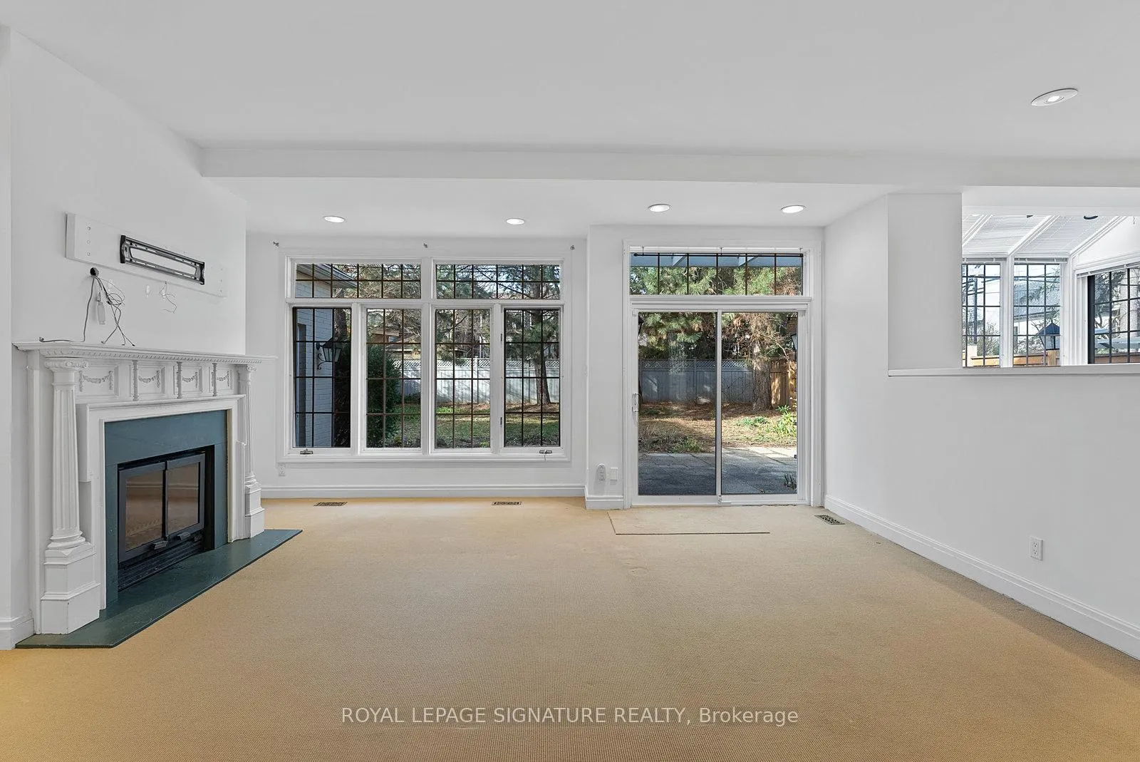 Photo 25 of 56 Mason Boulevard, Toronto, Bedford Park-Nortown — HOMEH