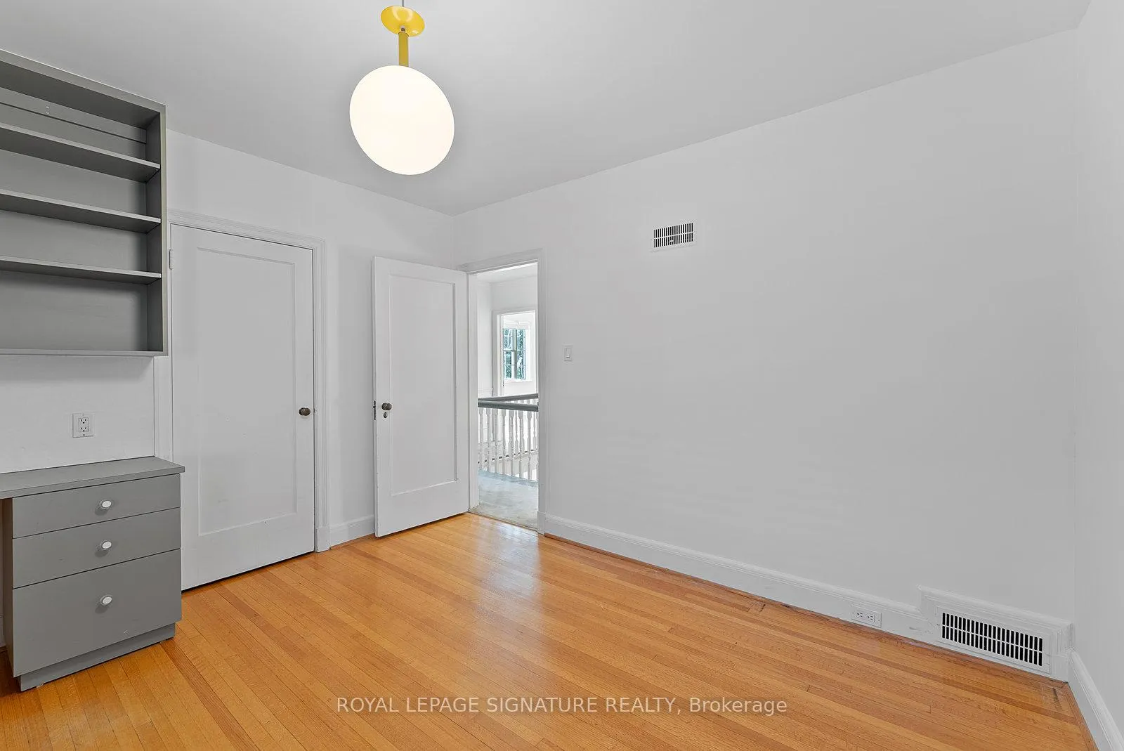 Photo 46 of 56 Mason Boulevard, Toronto, Bedford Park-Nortown — HOMEH