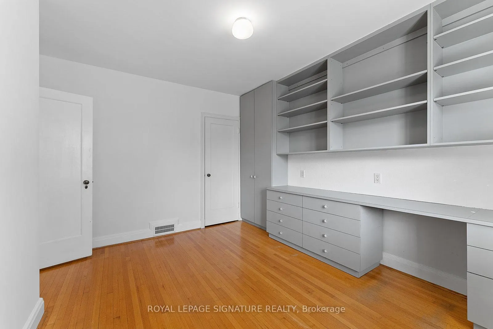 Photo 49 of 56 Mason Boulevard, Toronto, Bedford Park-Nortown — HOMEH