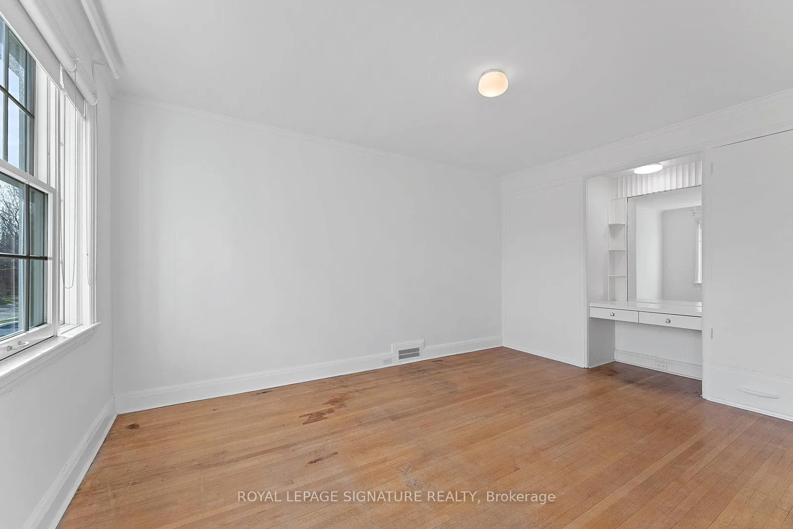 Photo 50 of 56 Mason Boulevard, Toronto, Bedford Park-Nortown — HOMEH