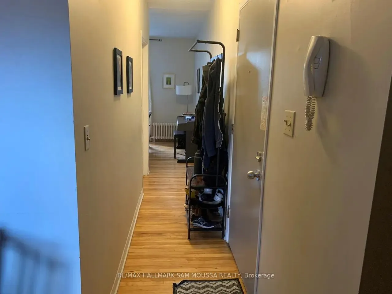 Photo 2 of Unit 10, 232 Cooper Street, Ottawa, Ottawa Centre — HOMEH