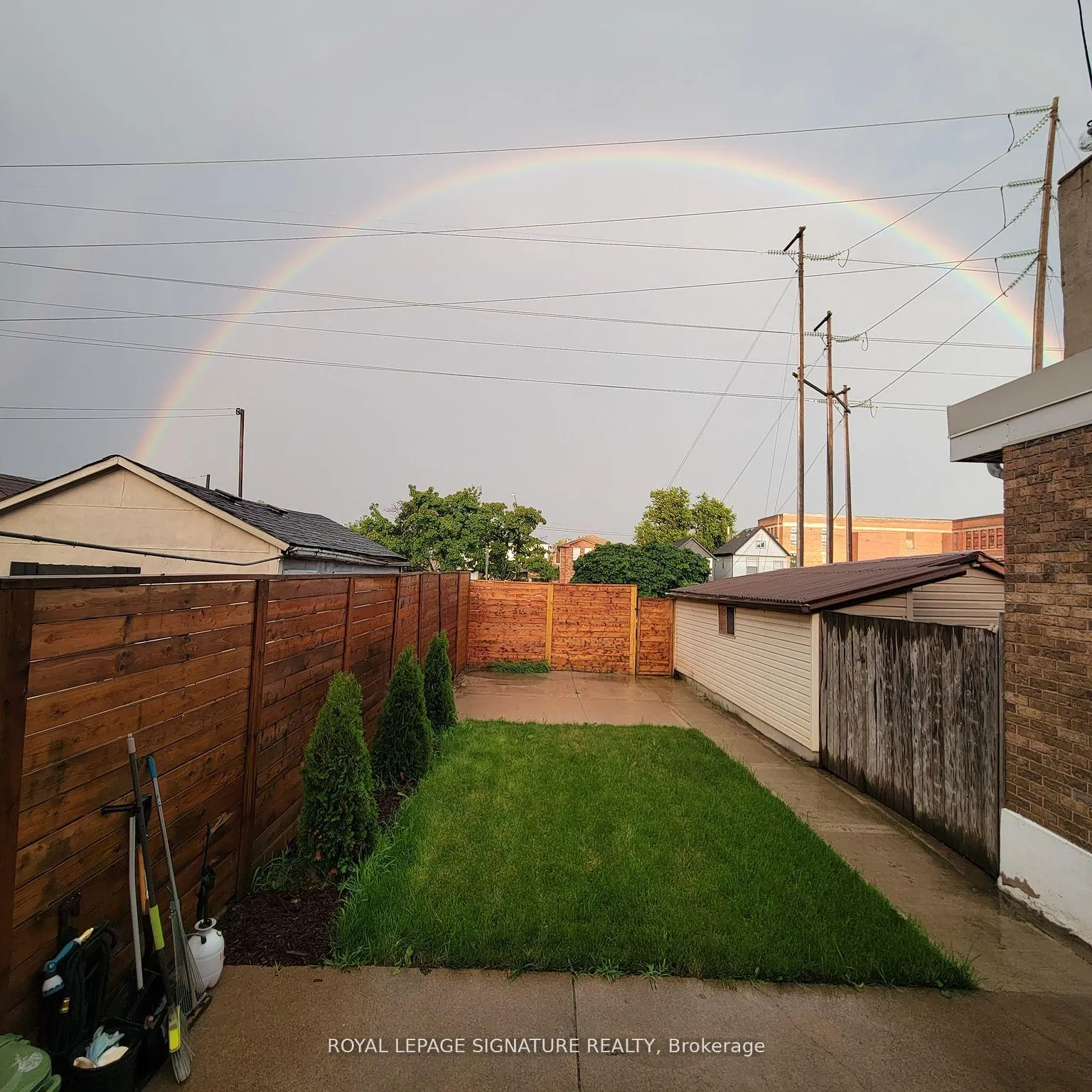 Photo 23 of 40 Fullerton Avenue, Hamilton, Gibson — HOMEH