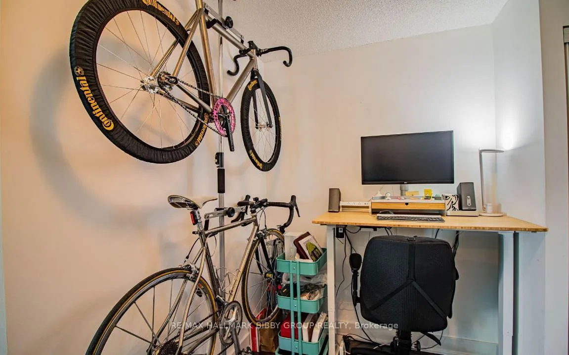 Photo 14 of Unit 903, 1048 Broadview Avenue, Toronto, Broadview North — HOMEH