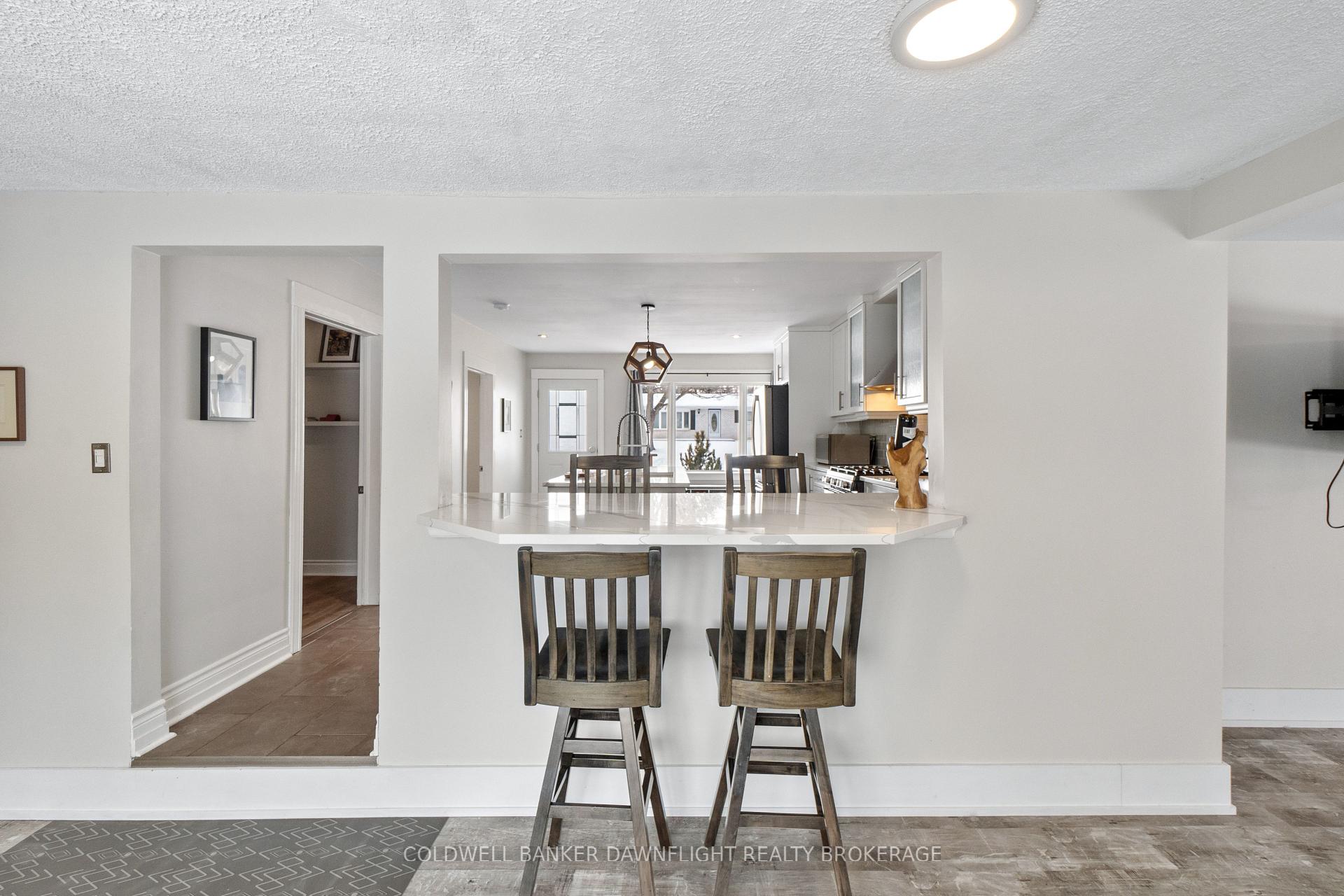 Photo 19 of 245 Dufferin Street, Central Elgin, Belmont — HOMEH