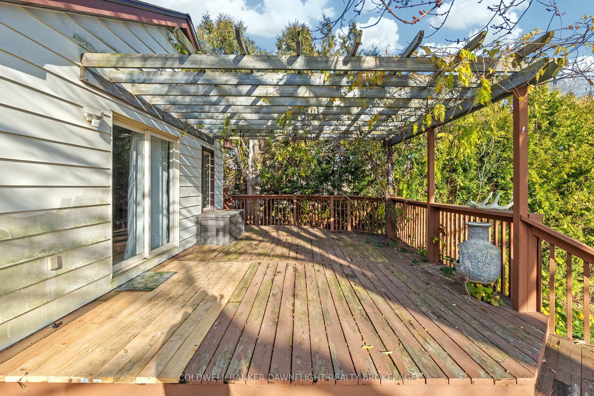 Photo 36 of 245 Dufferin Street, Central Elgin, Belmont — HOMEH