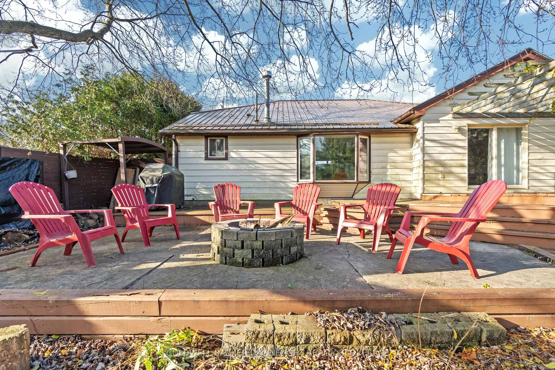 Photo 38 of 245 Dufferin Street, Central Elgin, Belmont — HOMEH