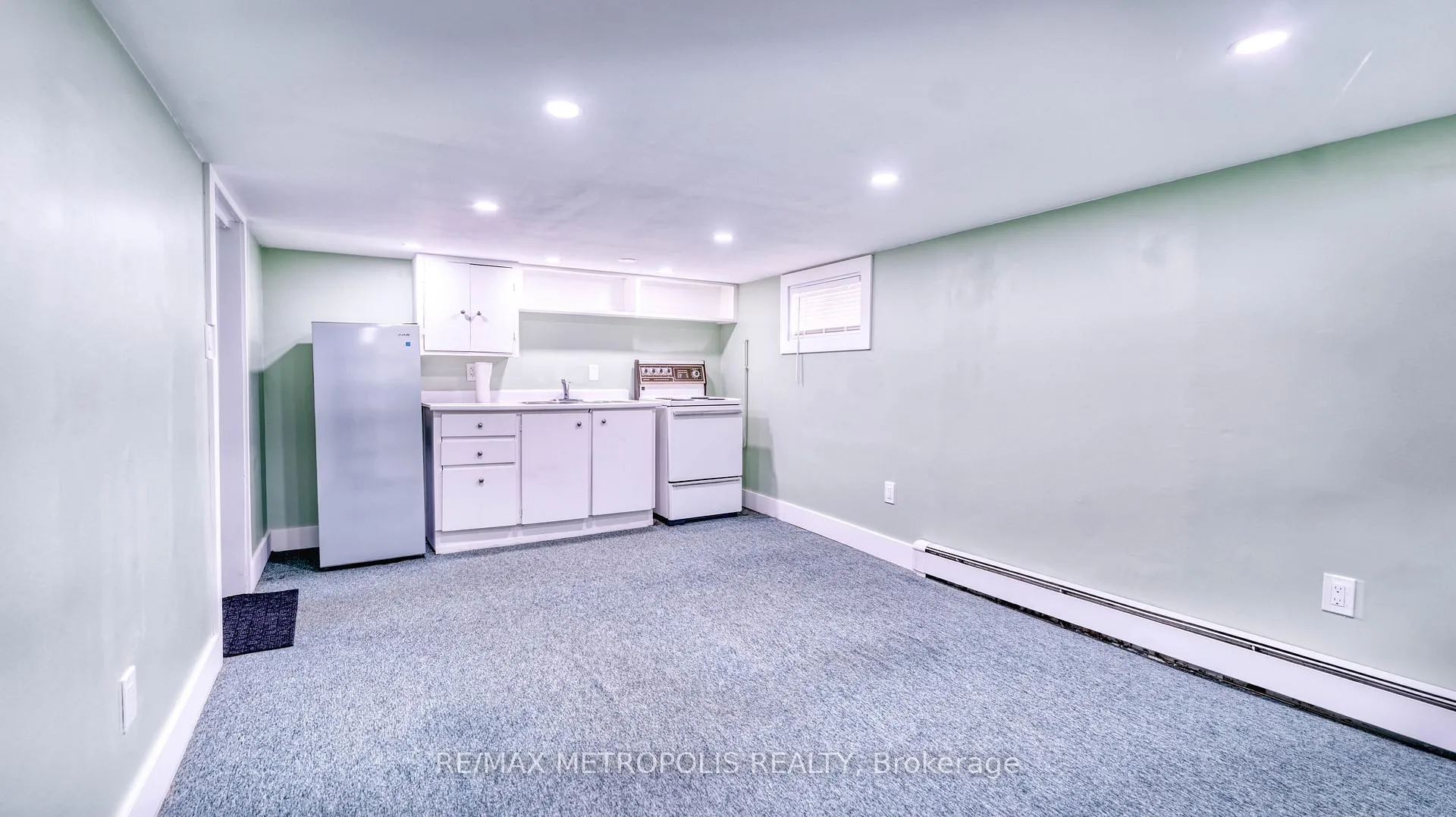 Photo 6 of Unit Bsmt, 27 Warren Avenue, Oshawa, McLaughlin — HOMEH