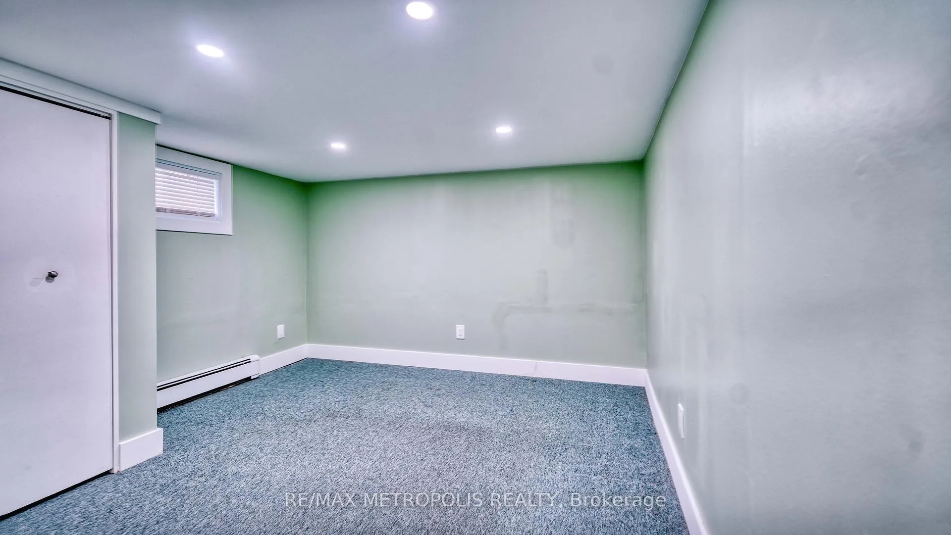 Photo 9 of Unit Bsmt, 27 Warren Avenue, Oshawa, McLaughlin — HOMEH
