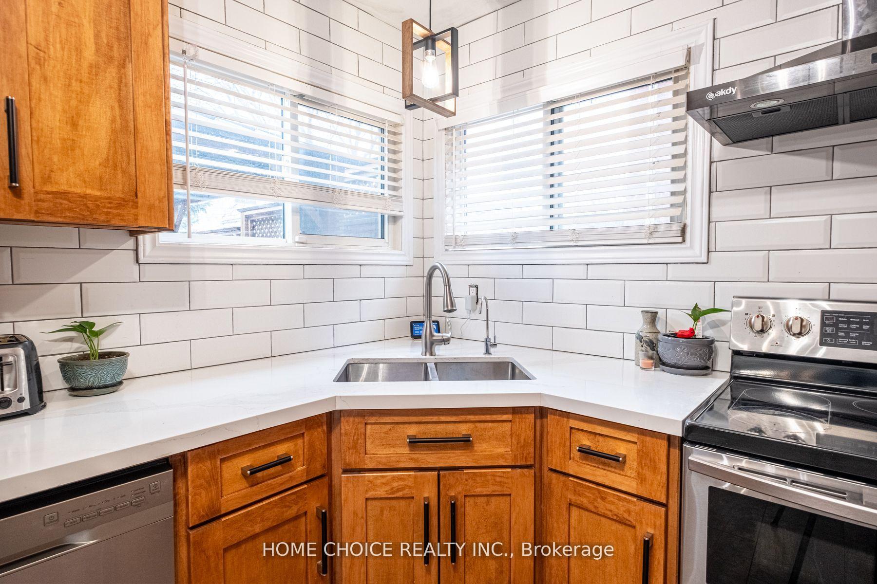 Photo 13 of 27 Doncaster Crescent, Clarington, Newcastle — HOMEH