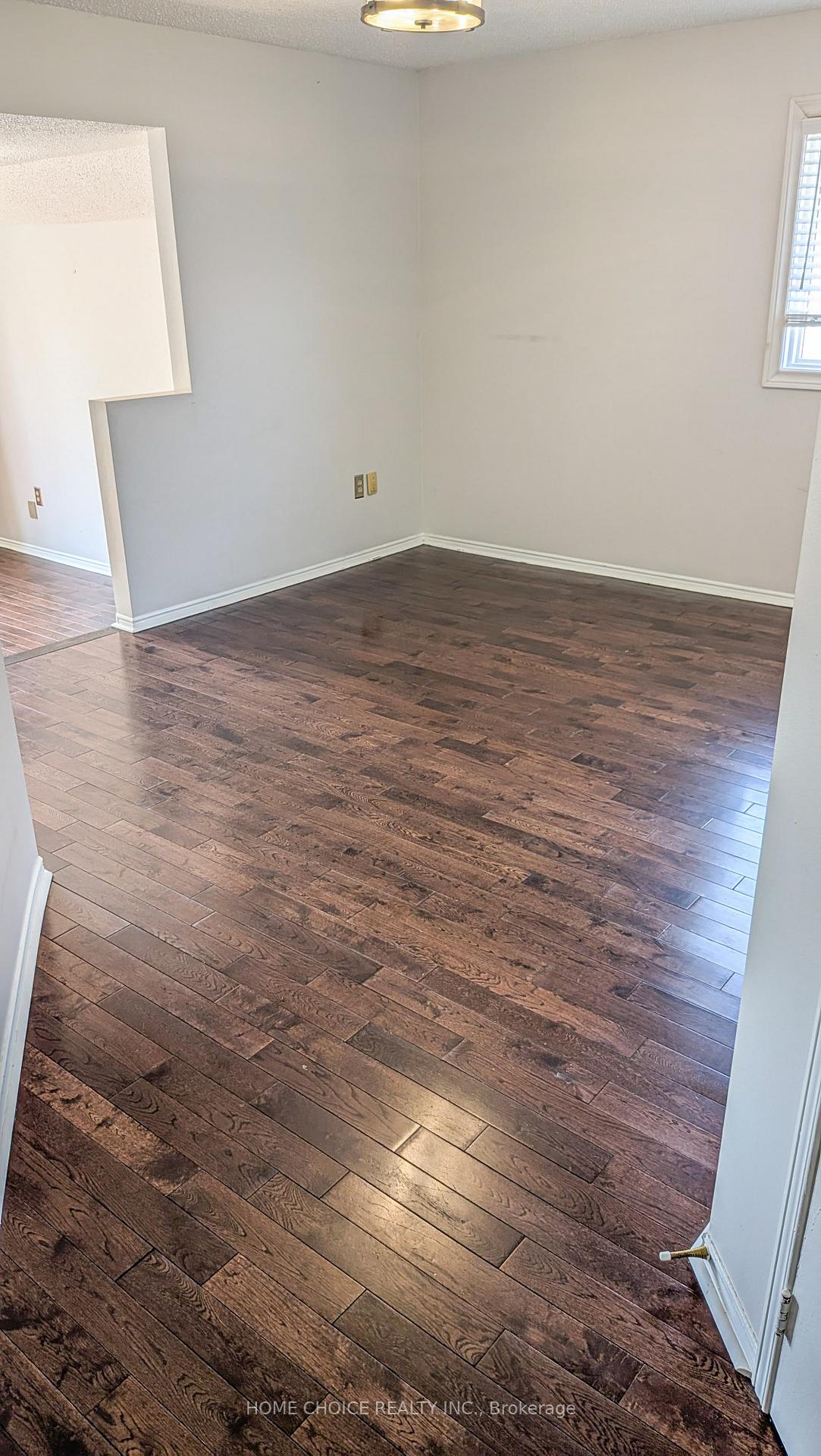 Photo 19 of 27 Doncaster Crescent, Clarington, Newcastle — HOMEH