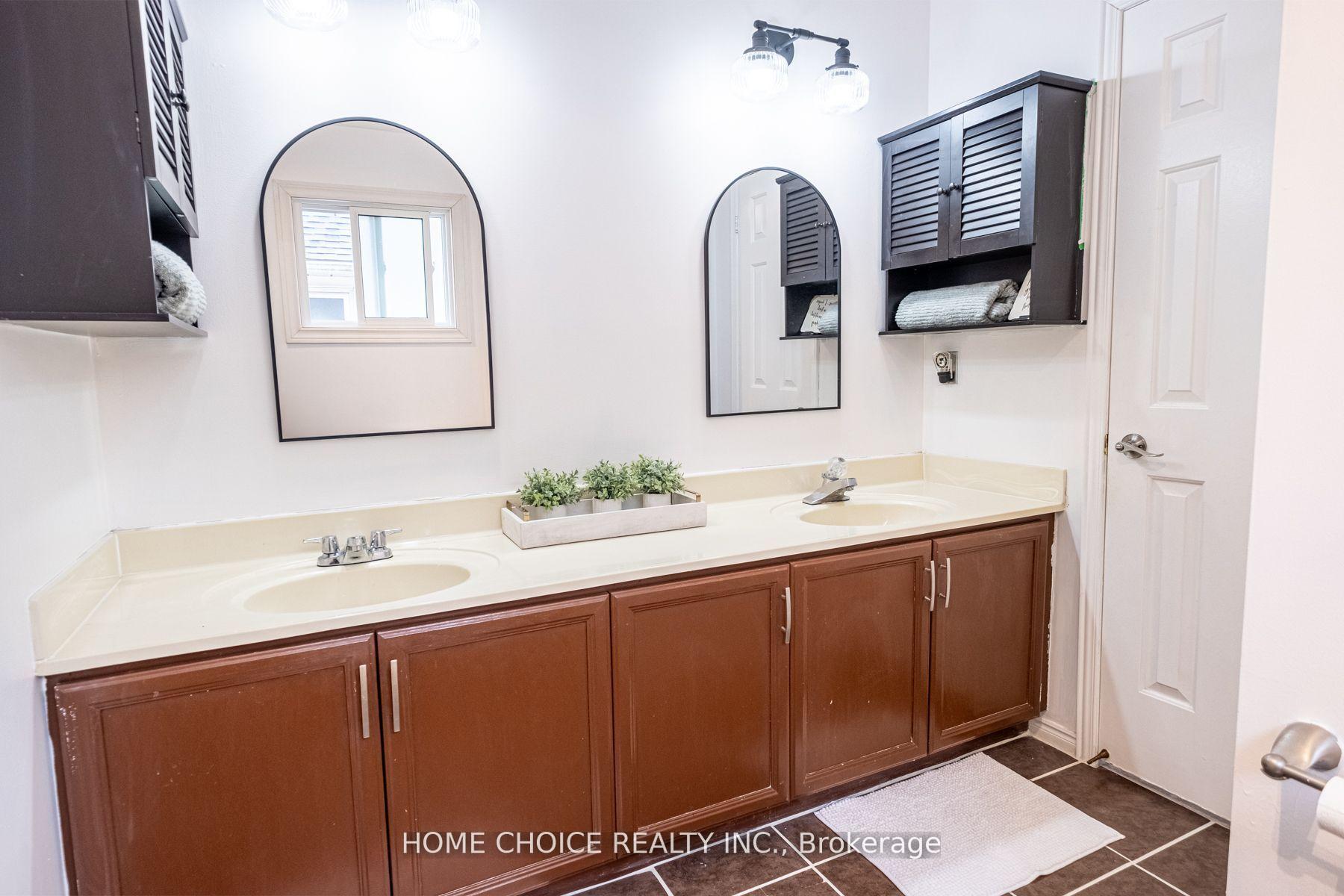 Photo 22 of 27 Doncaster Crescent, Clarington, Newcastle — HOMEH
