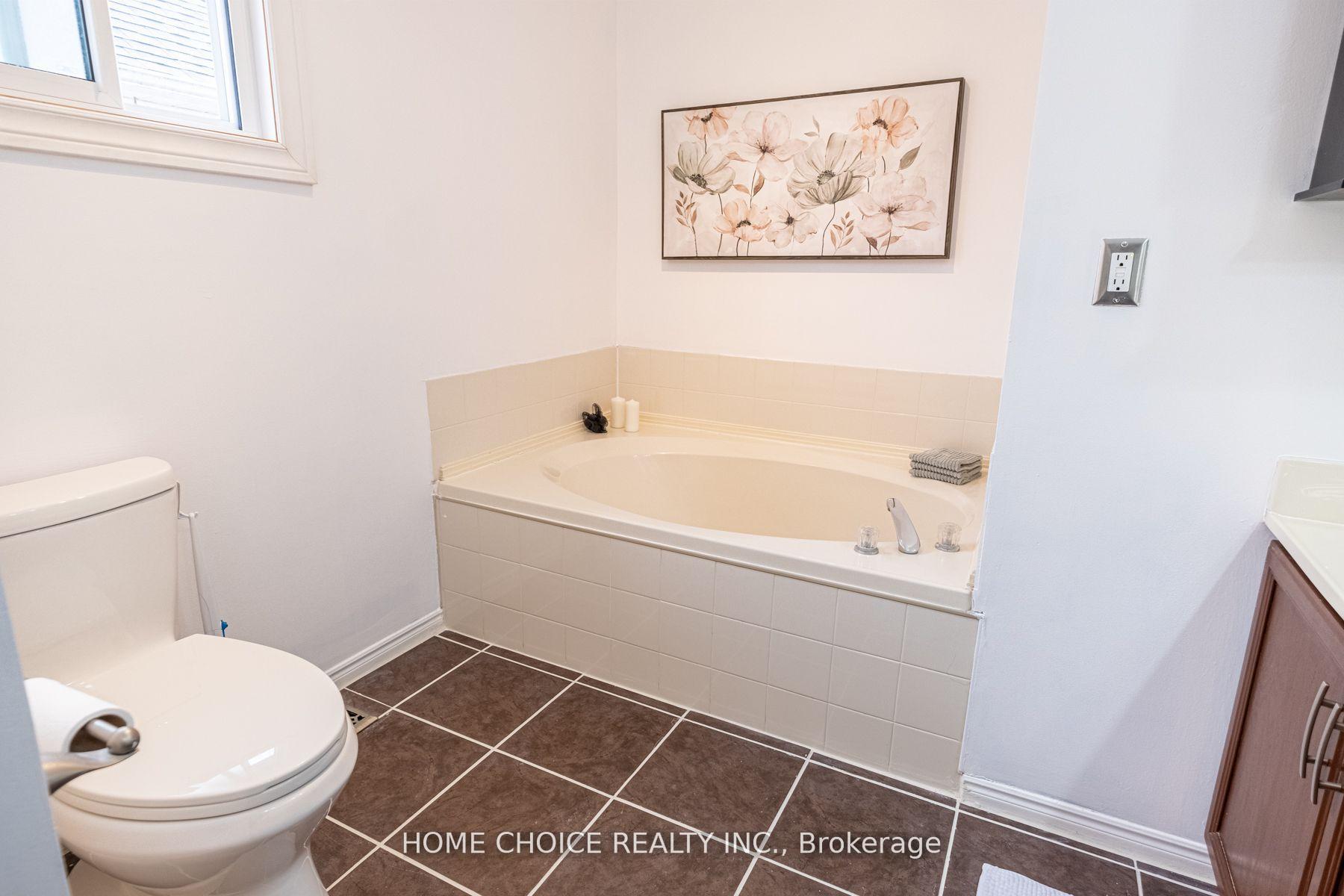 Photo 23 of 27 Doncaster Crescent, Clarington, Newcastle — HOMEH