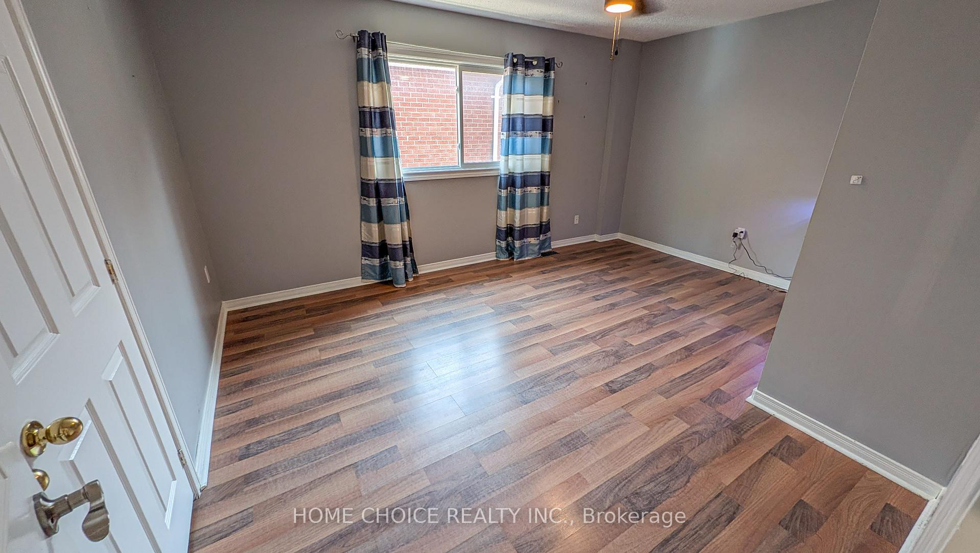 Photo 25 of 27 Doncaster Crescent, Clarington, Newcastle — HOMEH