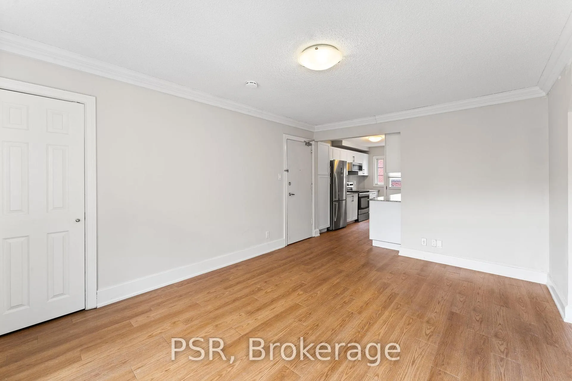 Photo 5 of Unit U02, 1365 Bayview Avenue, Toronto, Leaside — HOMEH