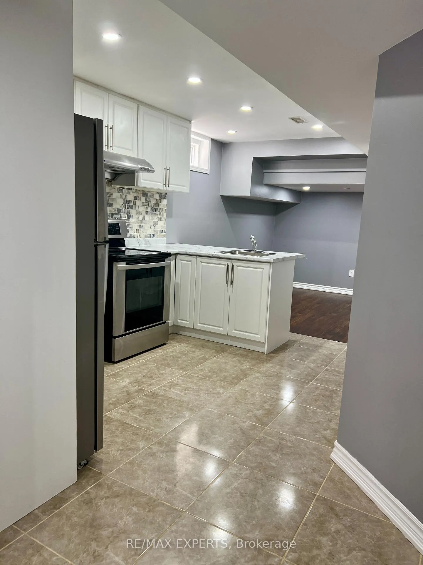 Photo 6 of Unit BSMT, 146 Elmer Adams Drive, Clarington, Courtice — HOMEH