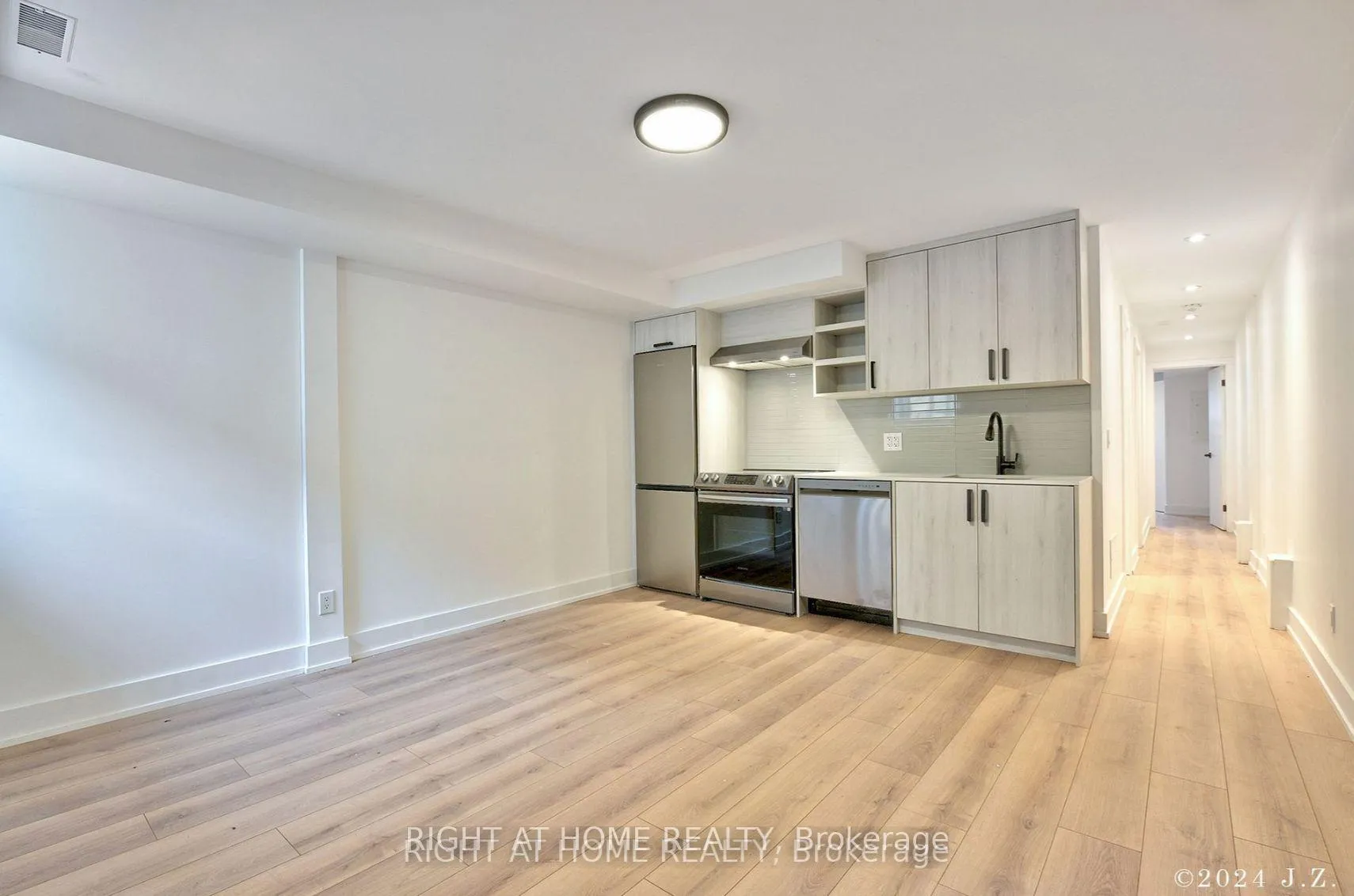 Photo 3 of Unit Lower, 50B Lanark Avenue, Toronto, Oakwood Village — HOMEH