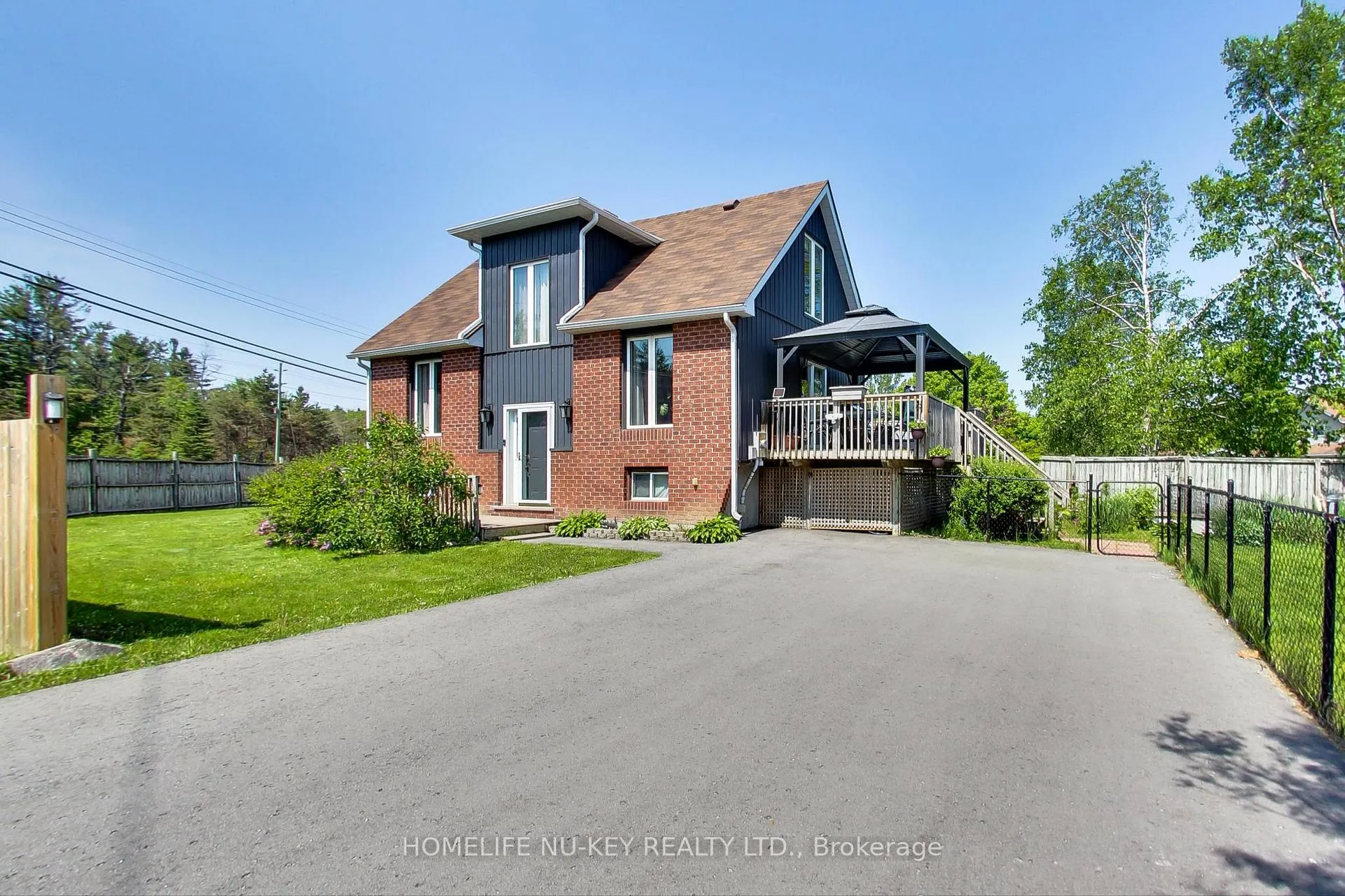 Front of 3337 Beckett Place