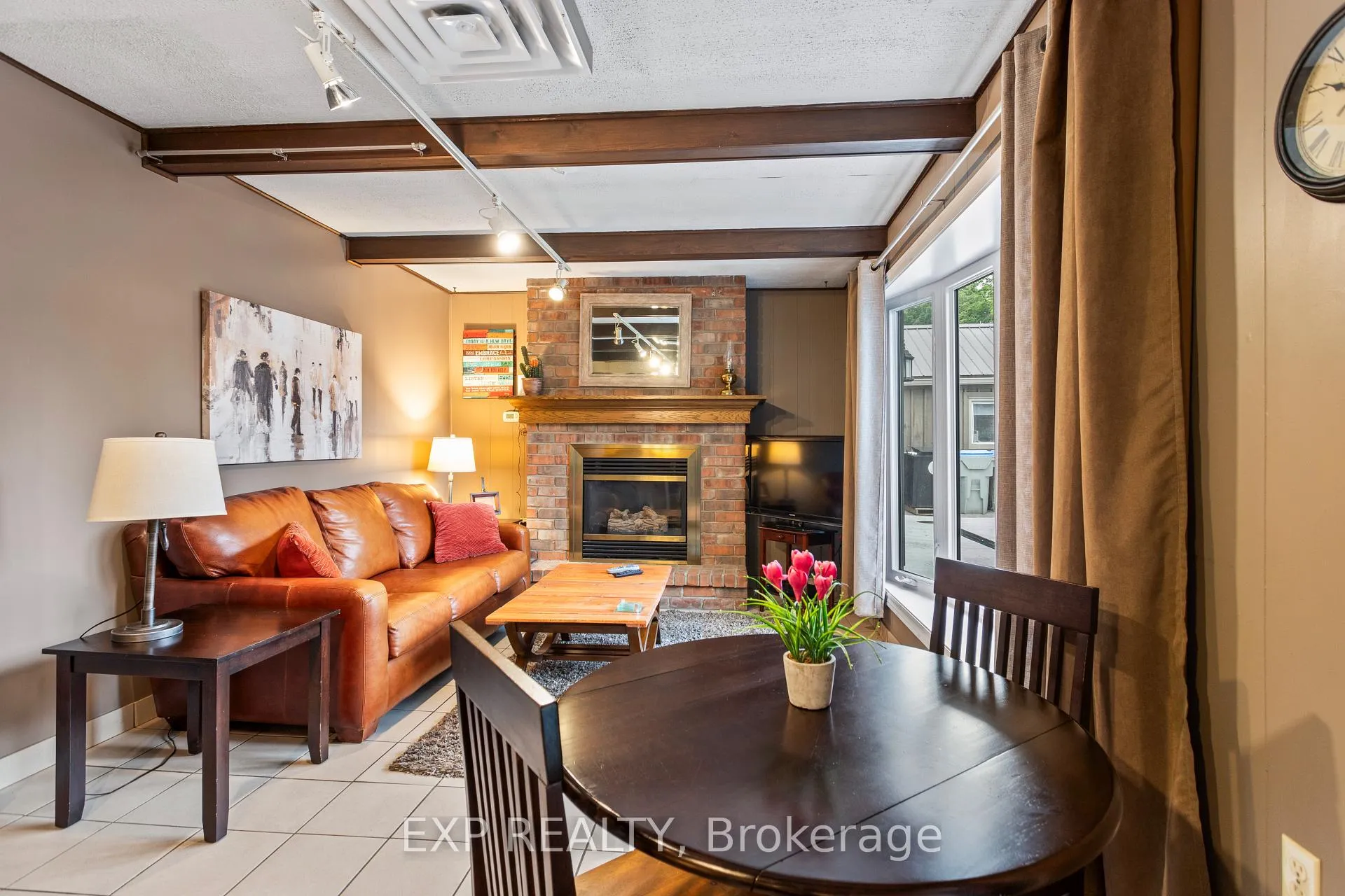 Photo 4 of Unit B, 11538 Longwoods Road, Middlesex Centre, Delaware Town — HOMEH