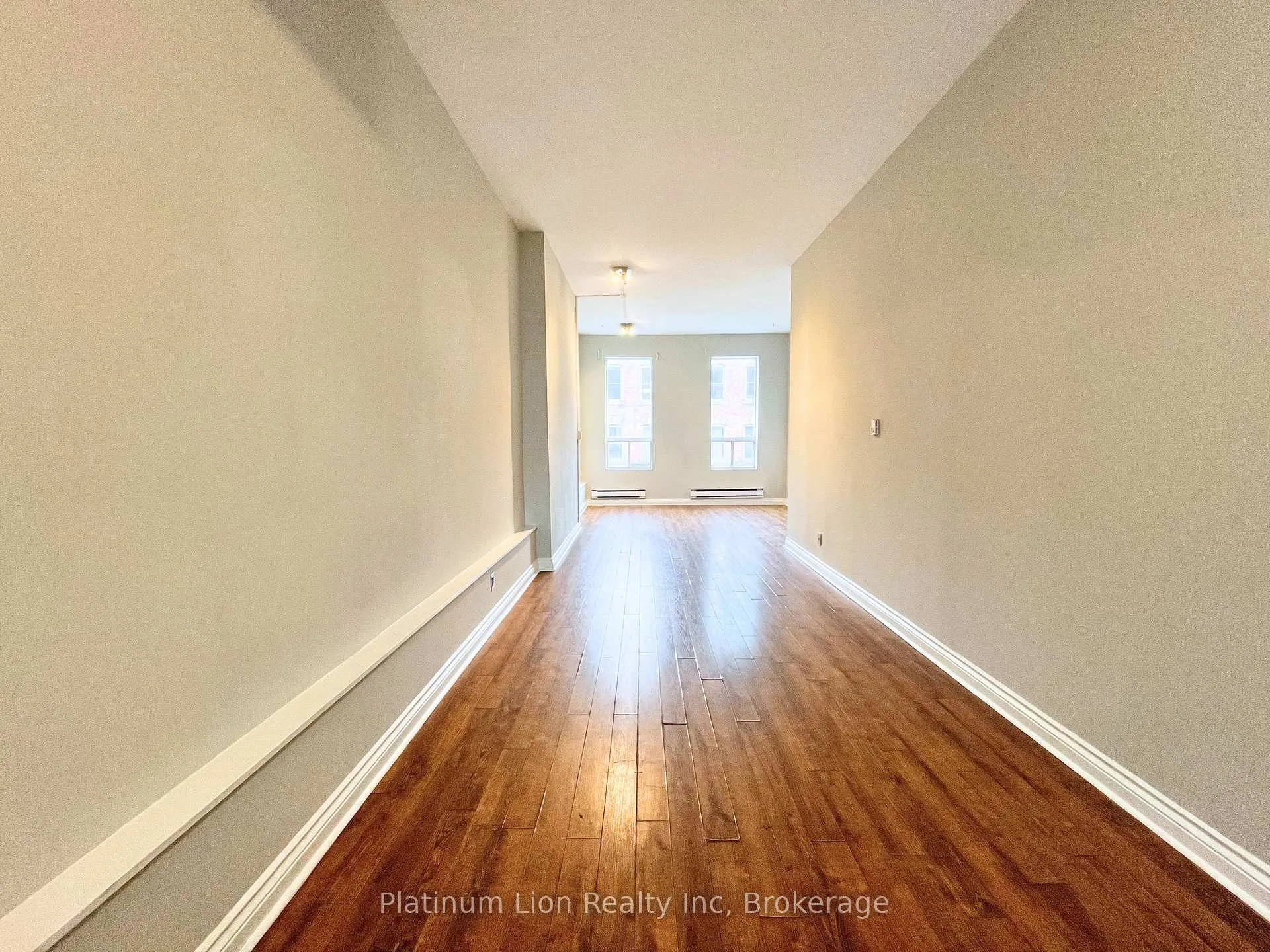 Photo 3 of Unit 4, 225 King Street E, Hamilton, Beasley — HOMEH