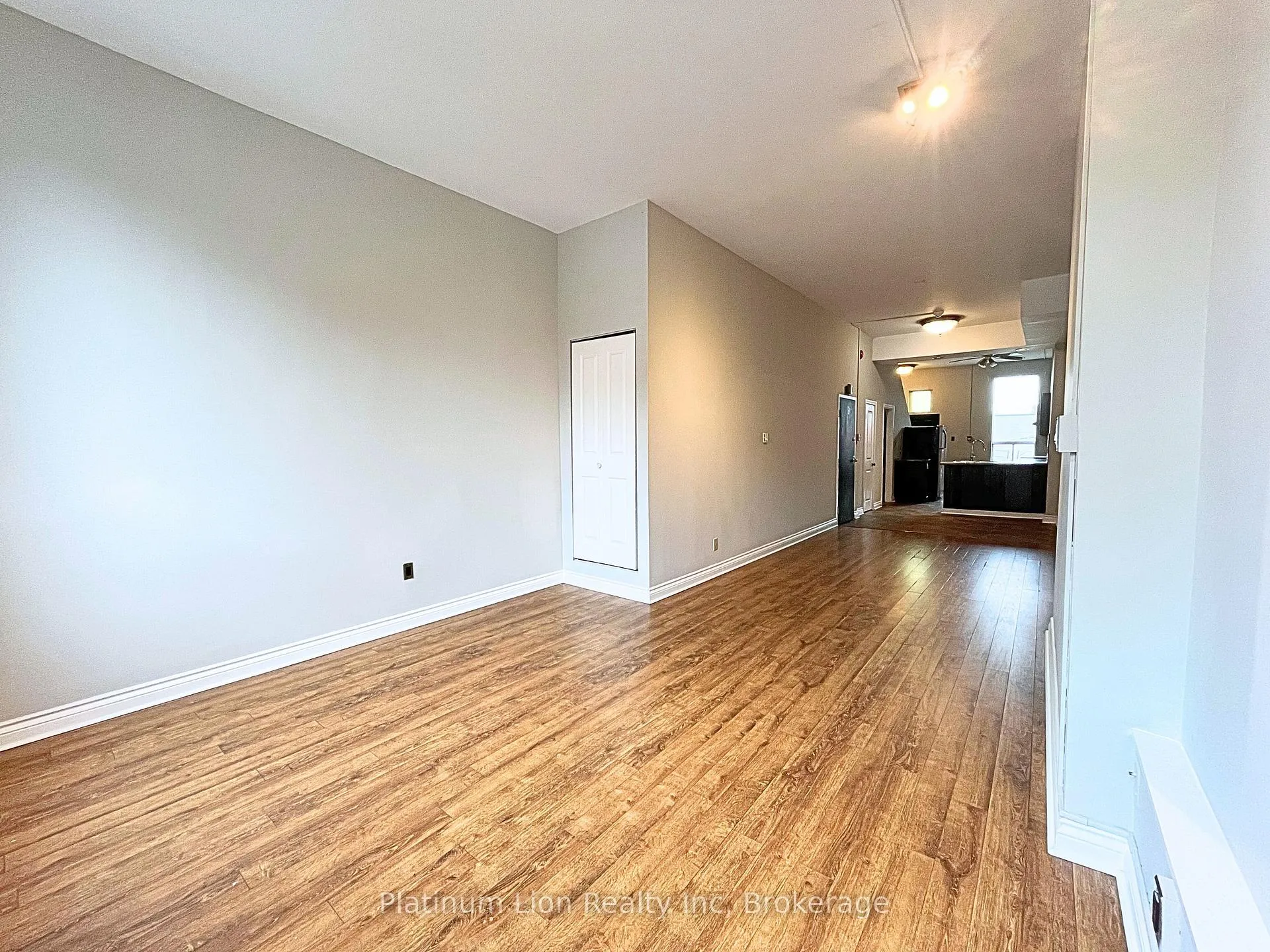 Photo 5 of Unit 4, 225 King Street E, Hamilton, Beasley — HOMEH