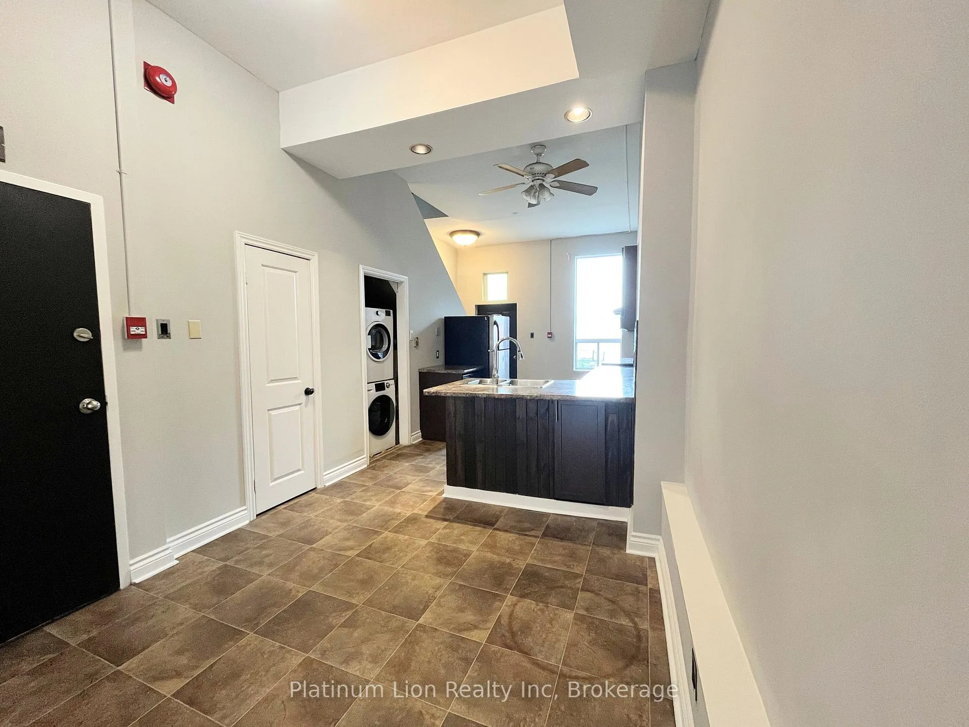 Photo 6 of Unit 4, 225 King Street E, Hamilton, Beasley — HOMEH