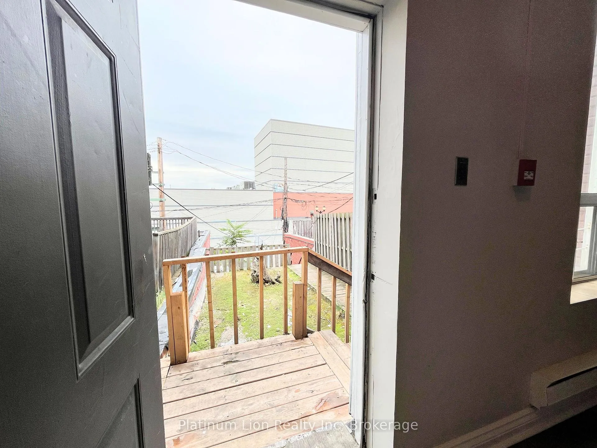 Photo 13 of Unit 4, 225 King Street E, Hamilton, Beasley — HOMEH