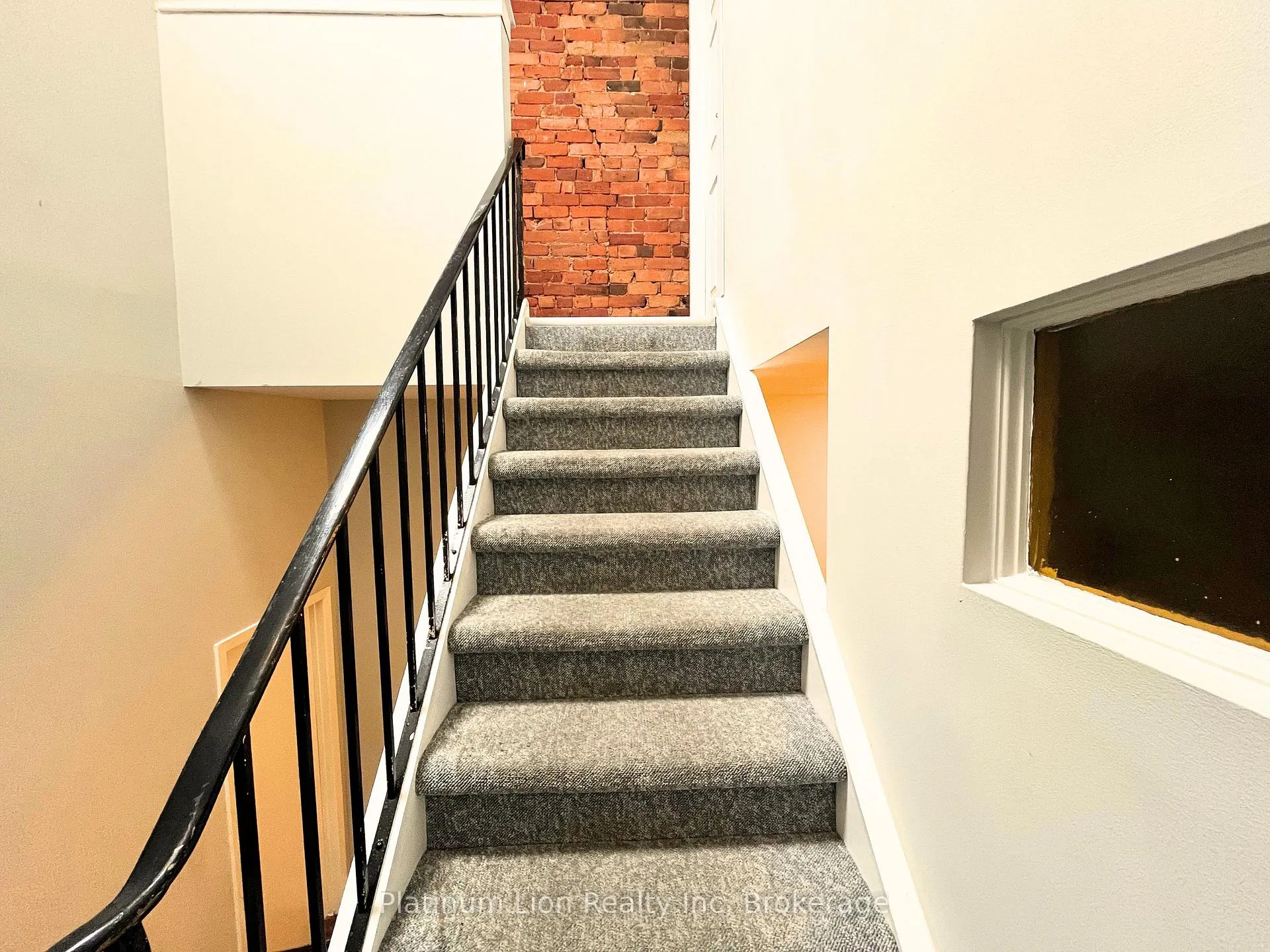 Photo 26 of Unit 4, 225 King Street E, Hamilton, Beasley — HOMEH