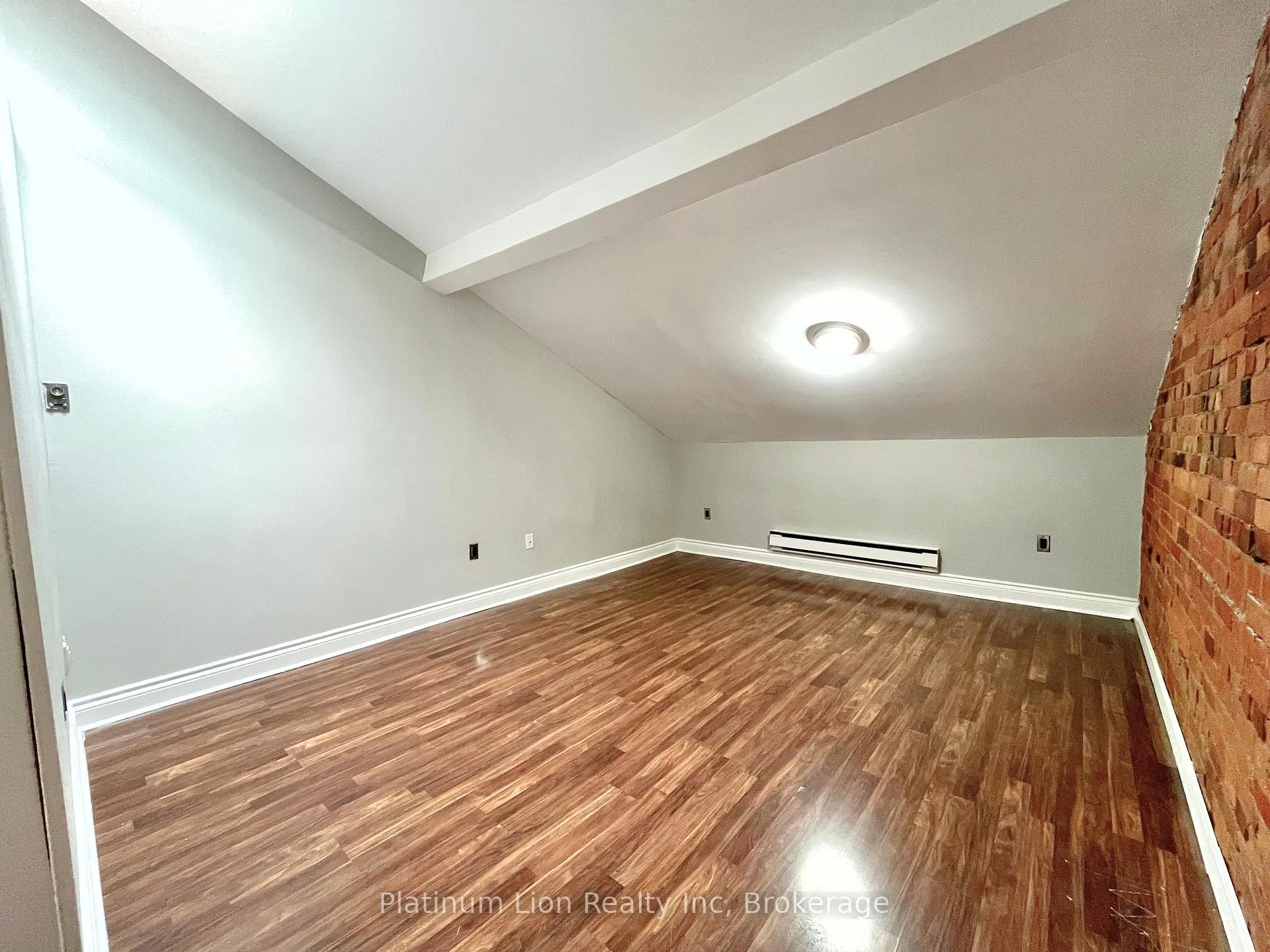 Photo 32 of Unit 4, 225 King Street E, Hamilton, Beasley — HOMEH