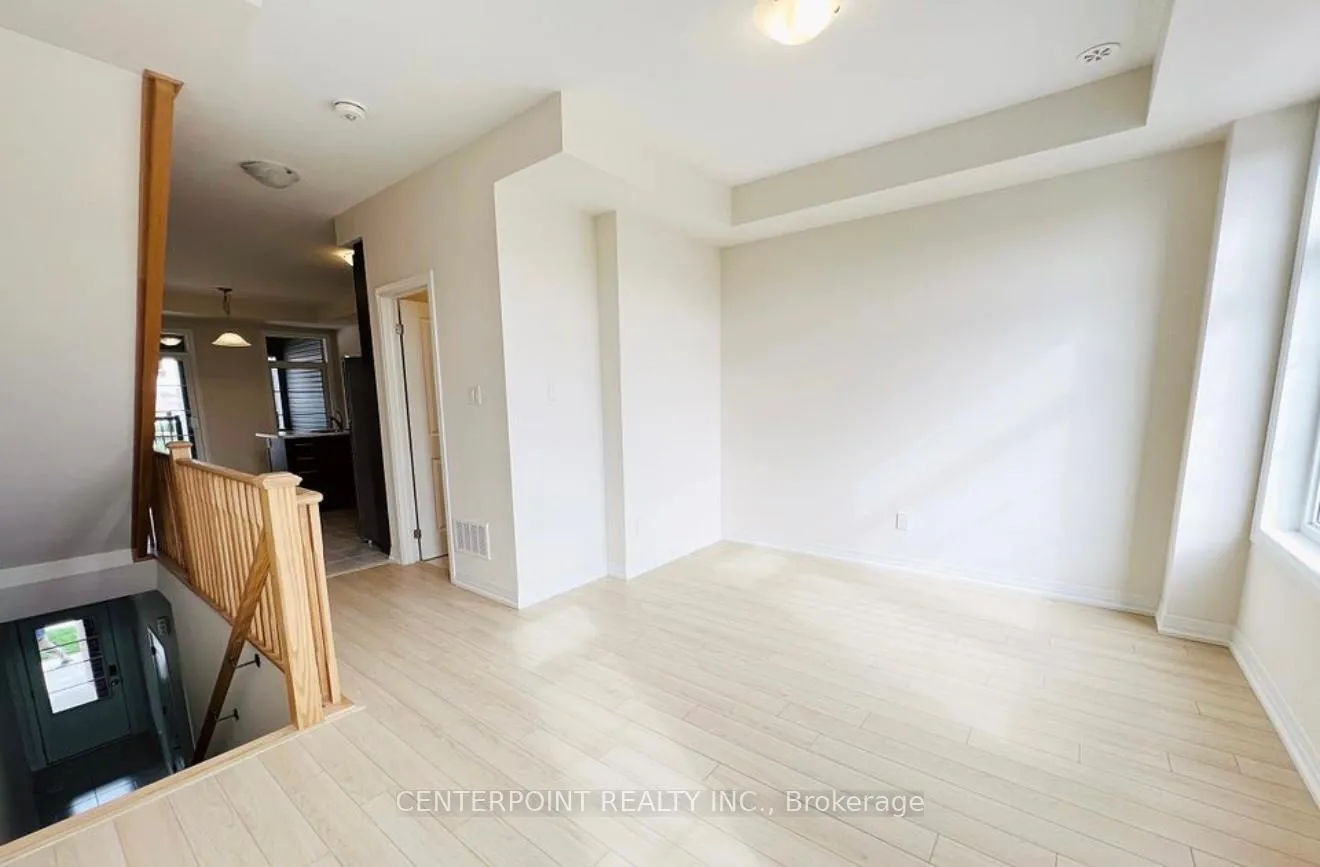 Photo 4 of 37 Carneros Way, Markham, Cedar Grove — HOMEH