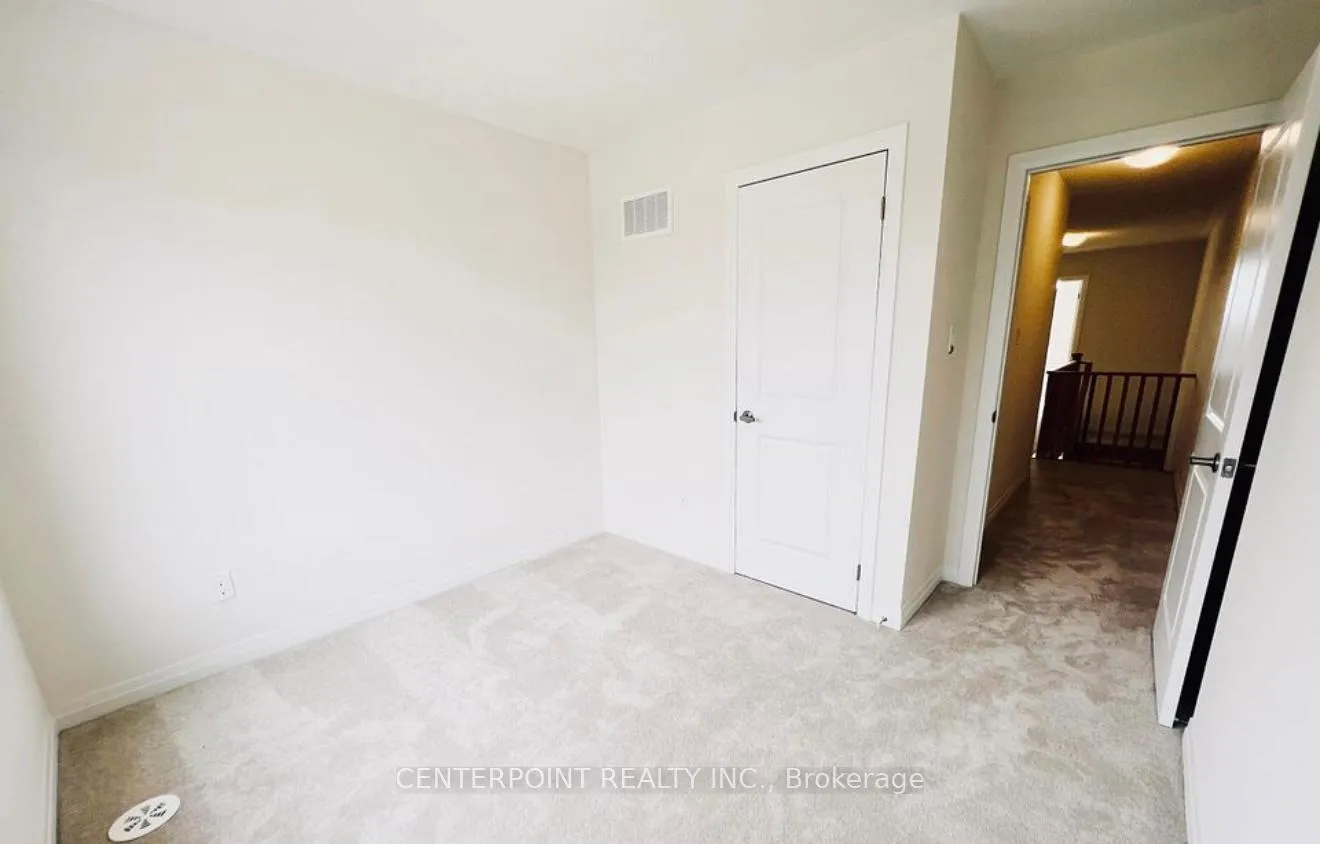Photo 11 of 37 Carneros Way, Markham, Cedar Grove — HOMEH