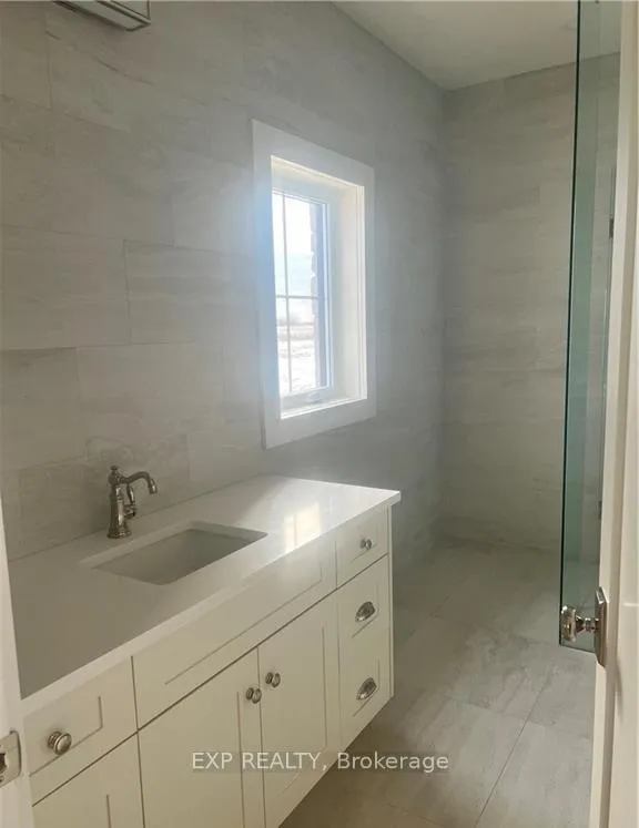 Photo 11 of Unit Upper, 10 Cristallina Drive, Thorold, Allanburg/Thorold South — HOMEH