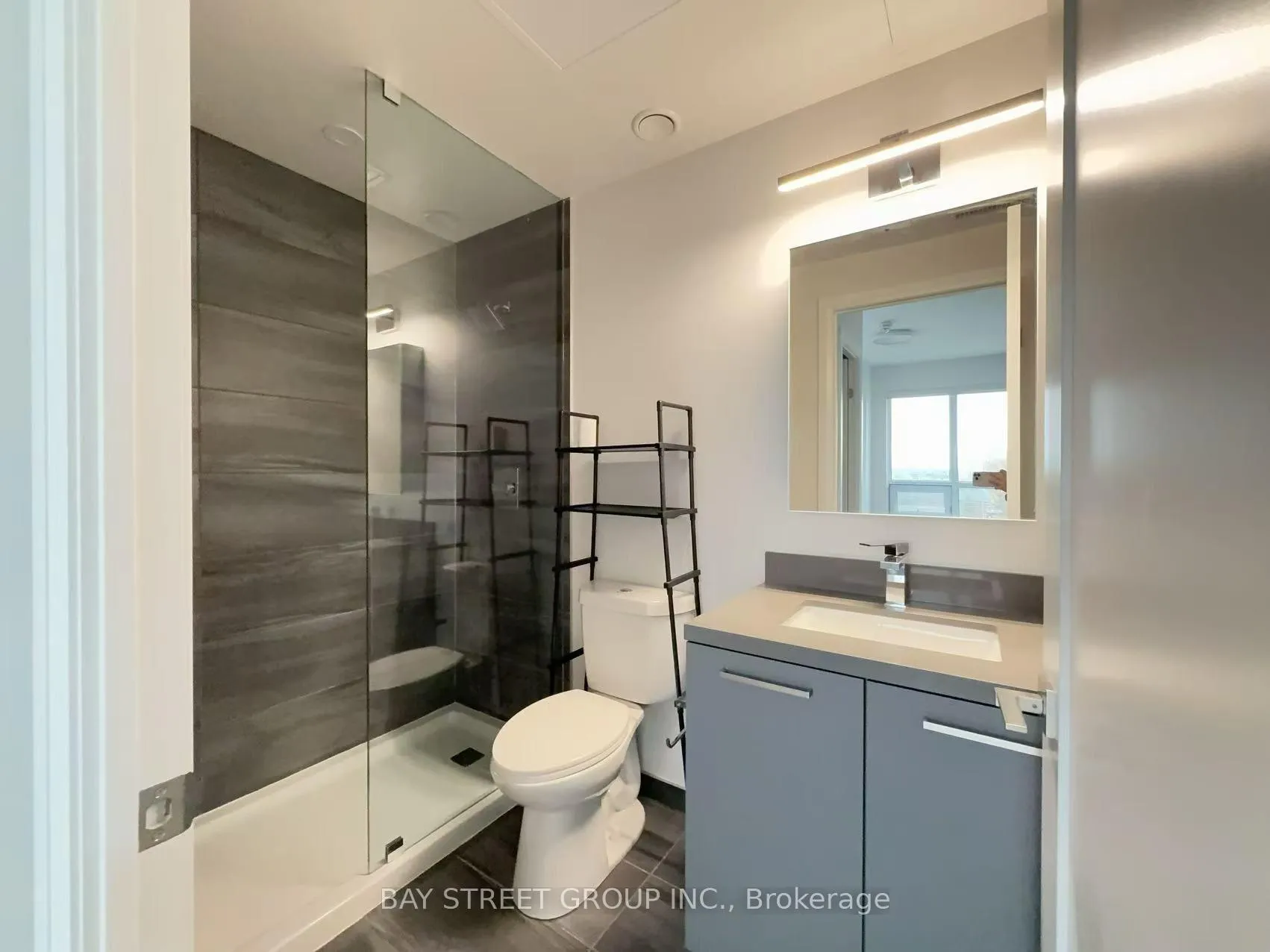Photo 4 of Unit 602, 38 Gandhi Lane, Markham, Commerce Valley — HOMEH