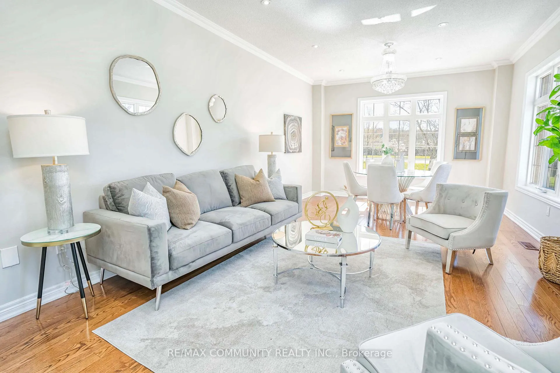 Photo 8 of 42 Reginald Lamb Crescent, Markham, Box Grove — HOMEH