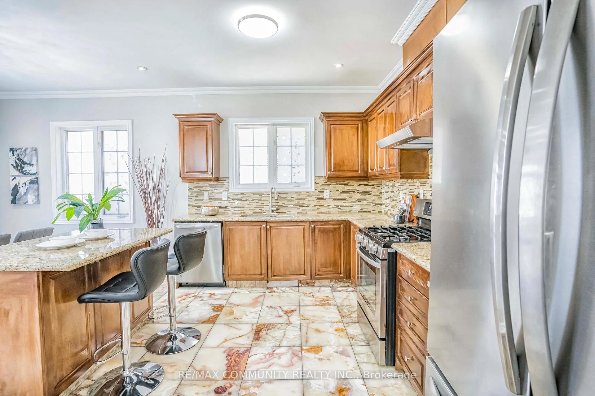 Photo 16 of 42 Reginald Lamb Crescent, Markham, Box Grove — HOMEH