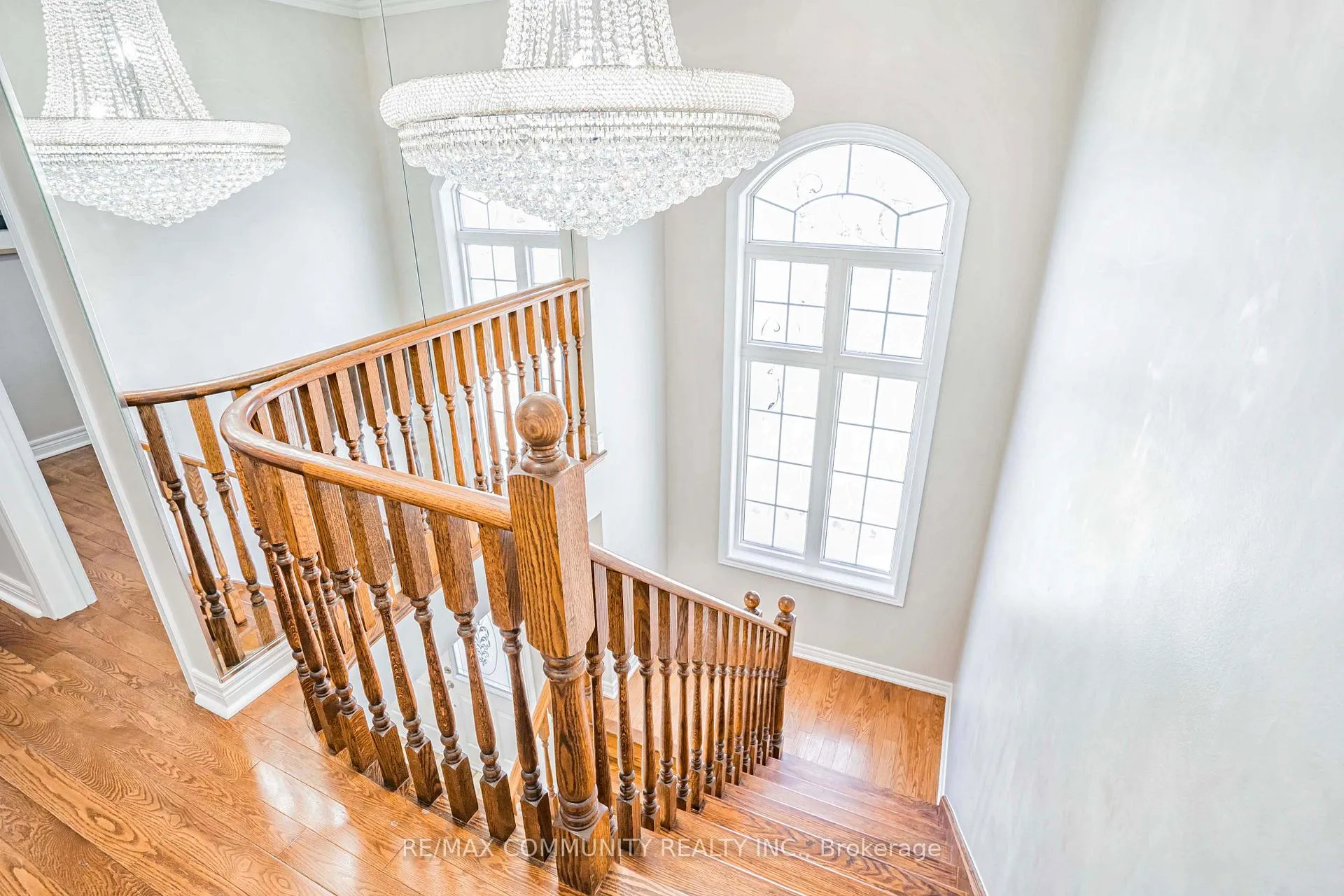 Photo 18 of 42 Reginald Lamb Crescent, Markham, Box Grove — HOMEH