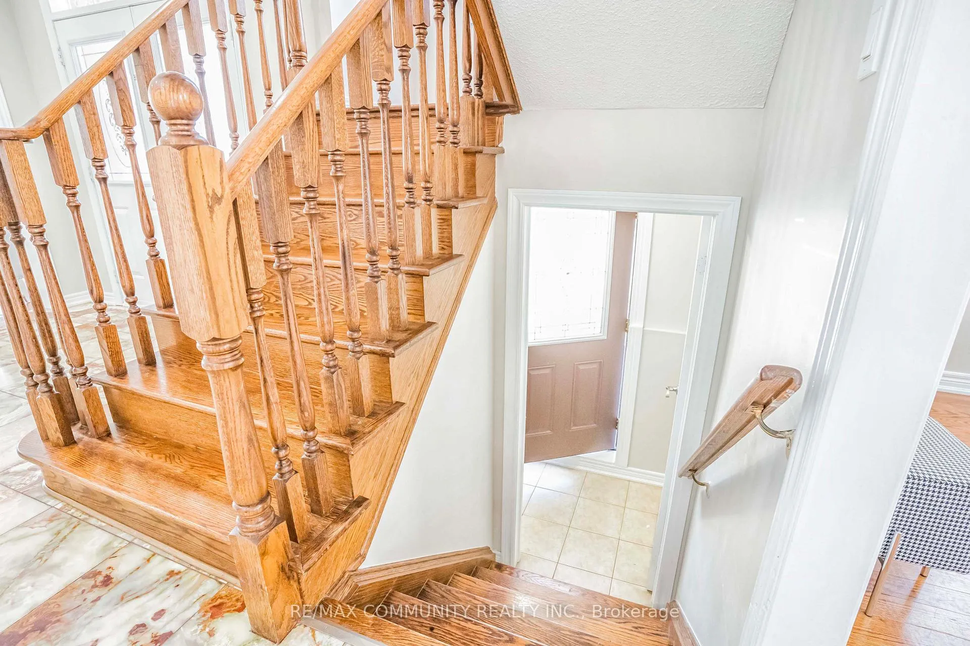 Photo 29 of 42 Reginald Lamb Crescent, Markham, Box Grove — HOMEH