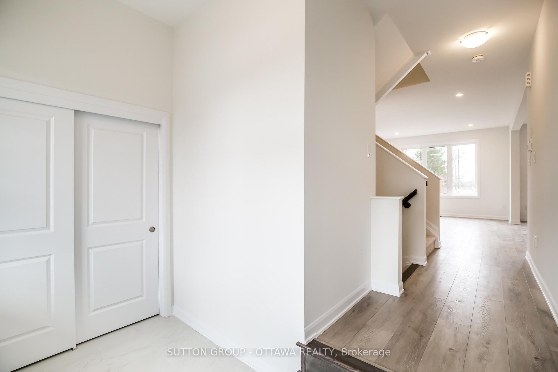 Photo 5 of 508 Edenderry Way, Ottawa, Barrhaven - Half Moon Bay — HOMEH