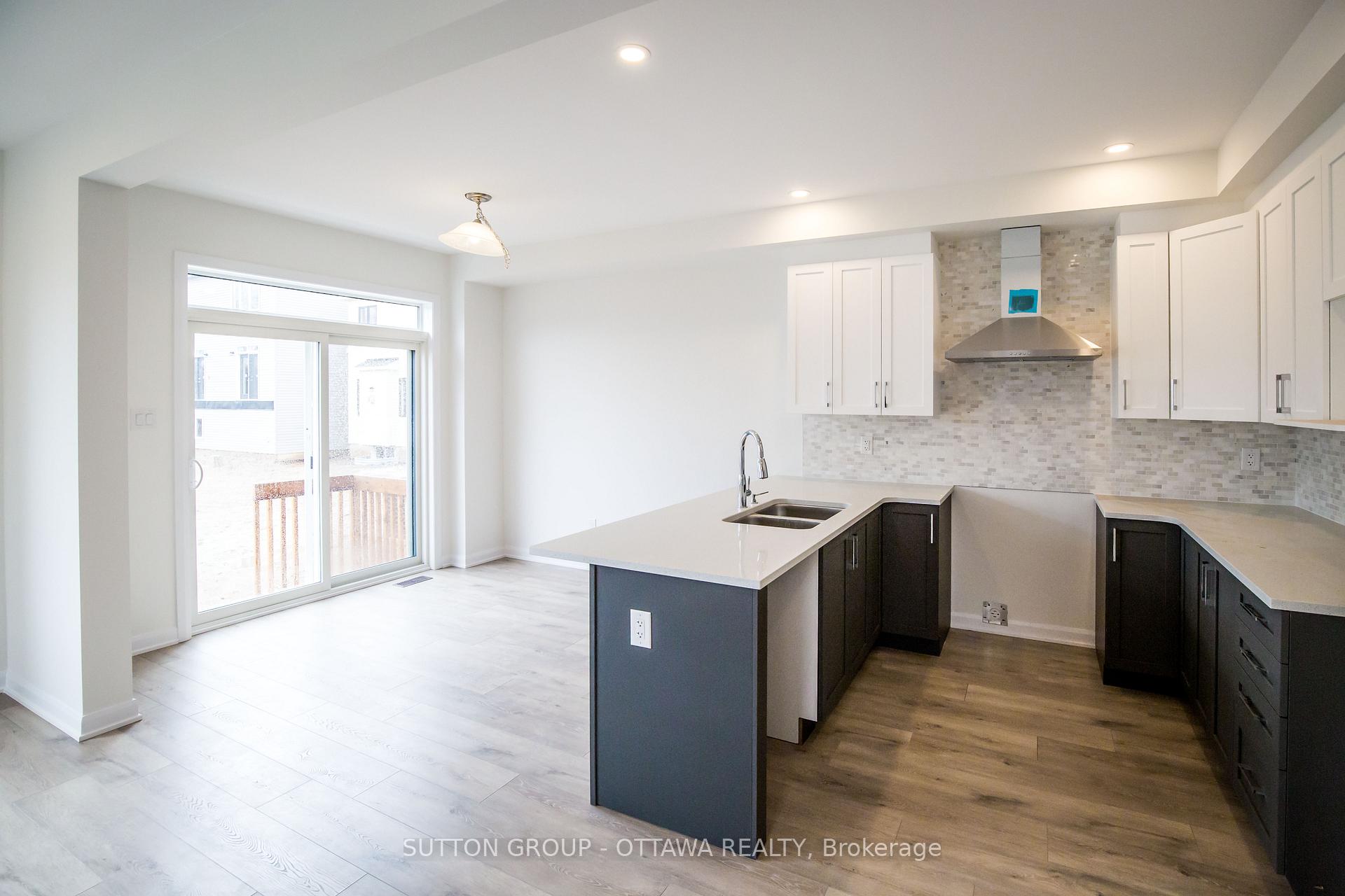 Photo 10 of 508 Edenderry Way, Ottawa, Barrhaven - Half Moon Bay — HOMEH