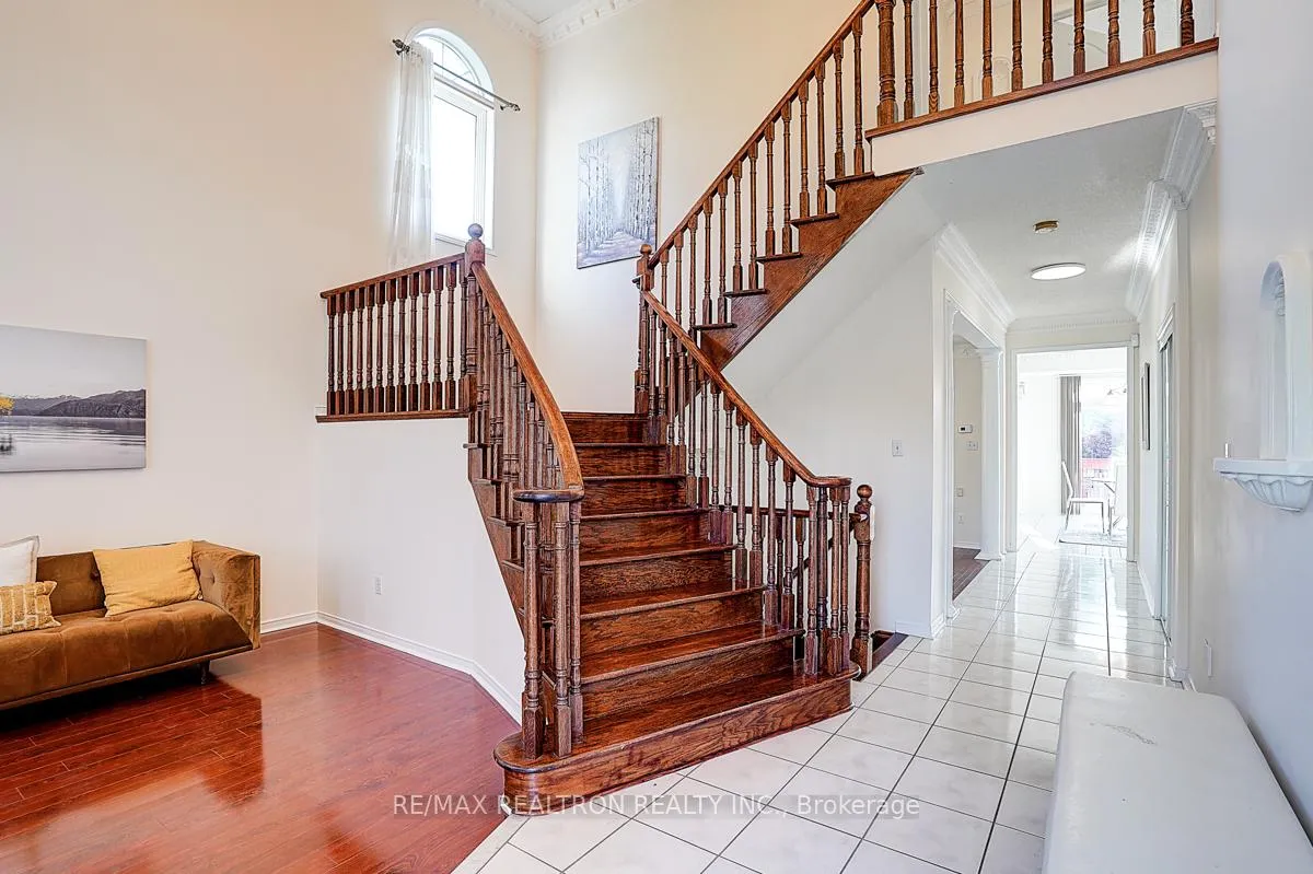 Photo 11 of 22 Alfred Paterson Drive, Markham, Greensborough — HOMEH